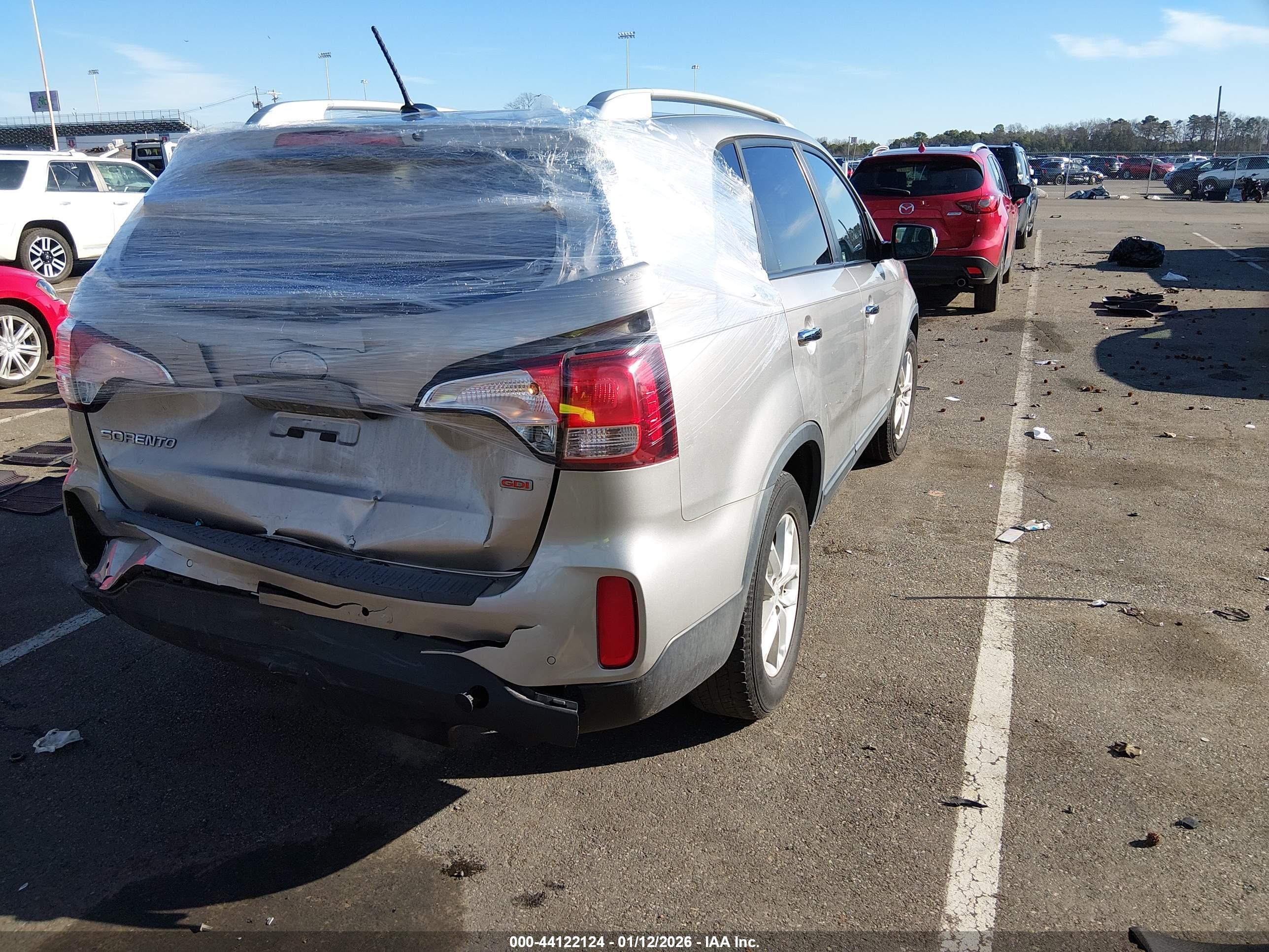 KIA SORENTO image 4