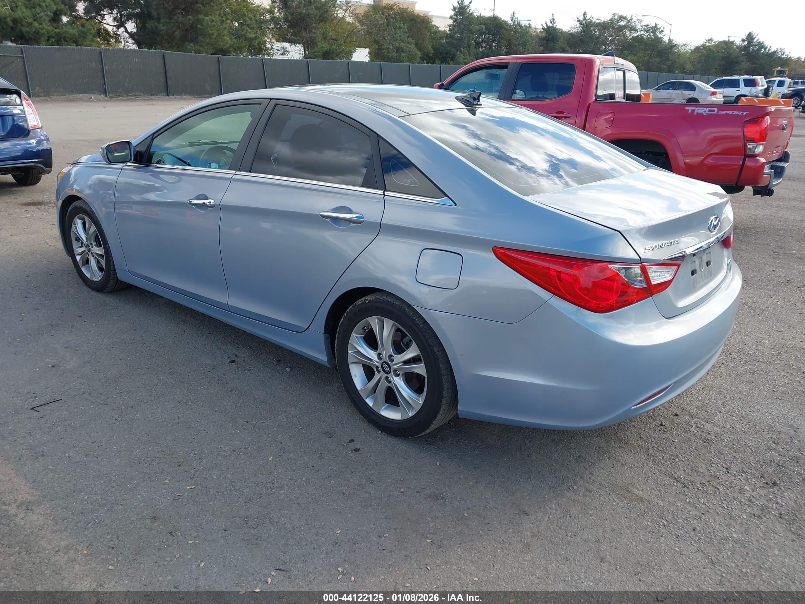 HYUNDAI SONATA image 3