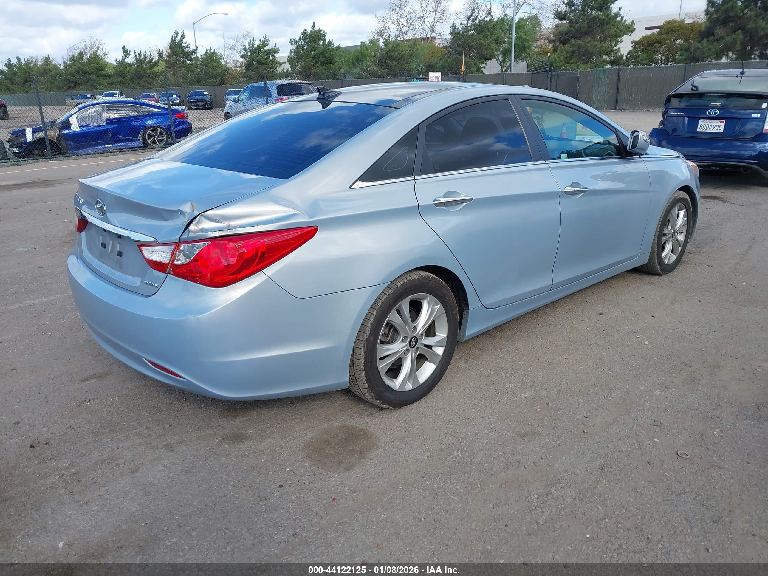 HYUNDAI SONATA image 4