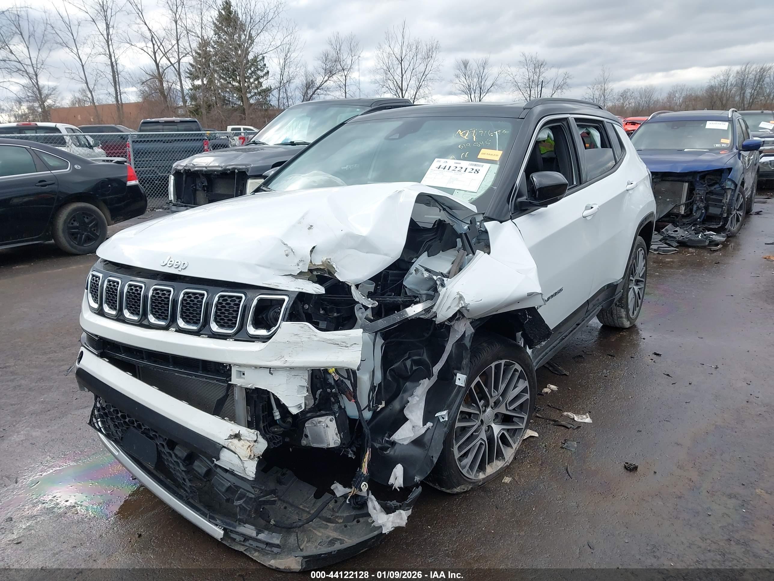 JEEP COMPASS image 2
