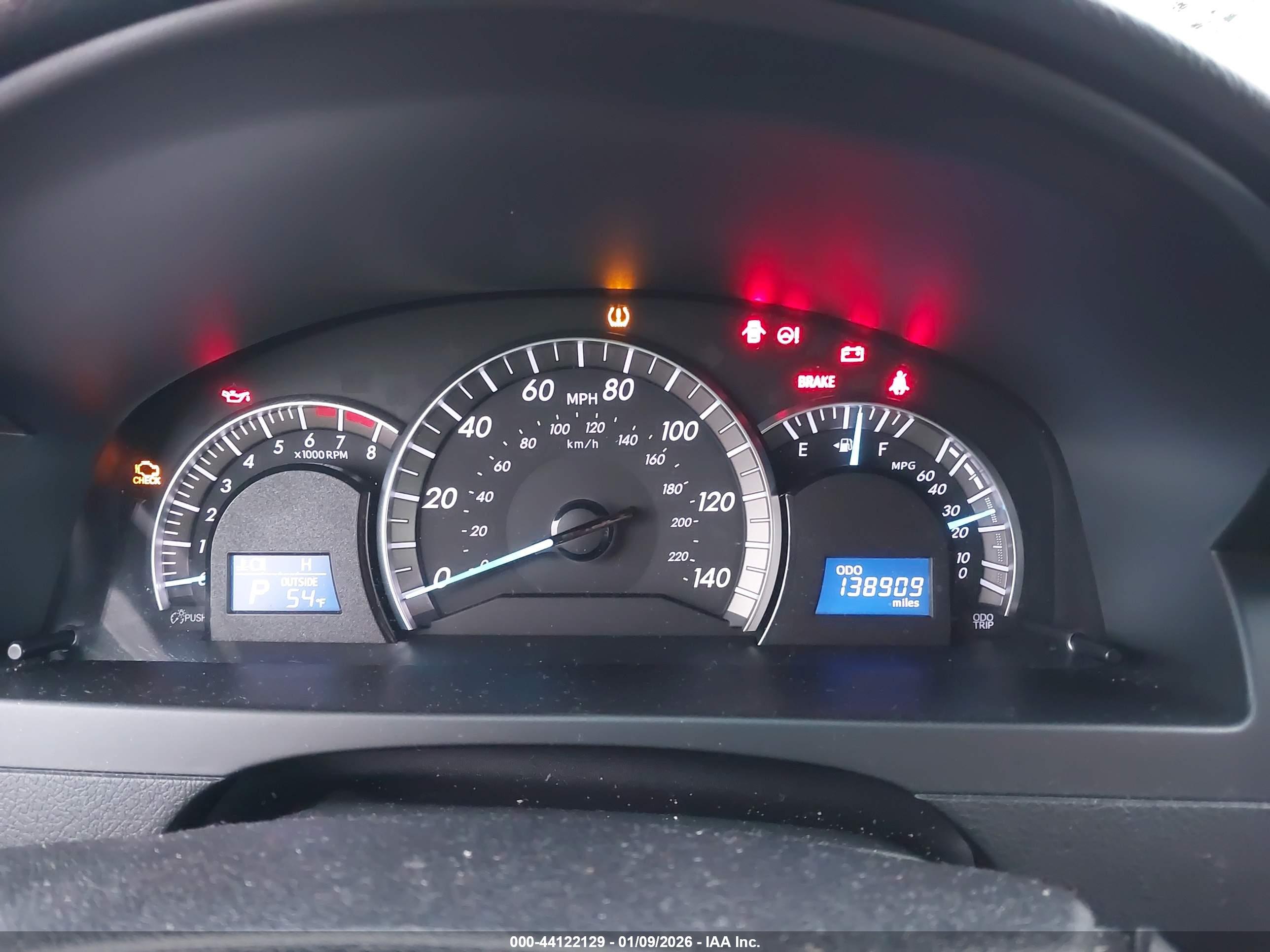TOYOTA CAMRY image 7