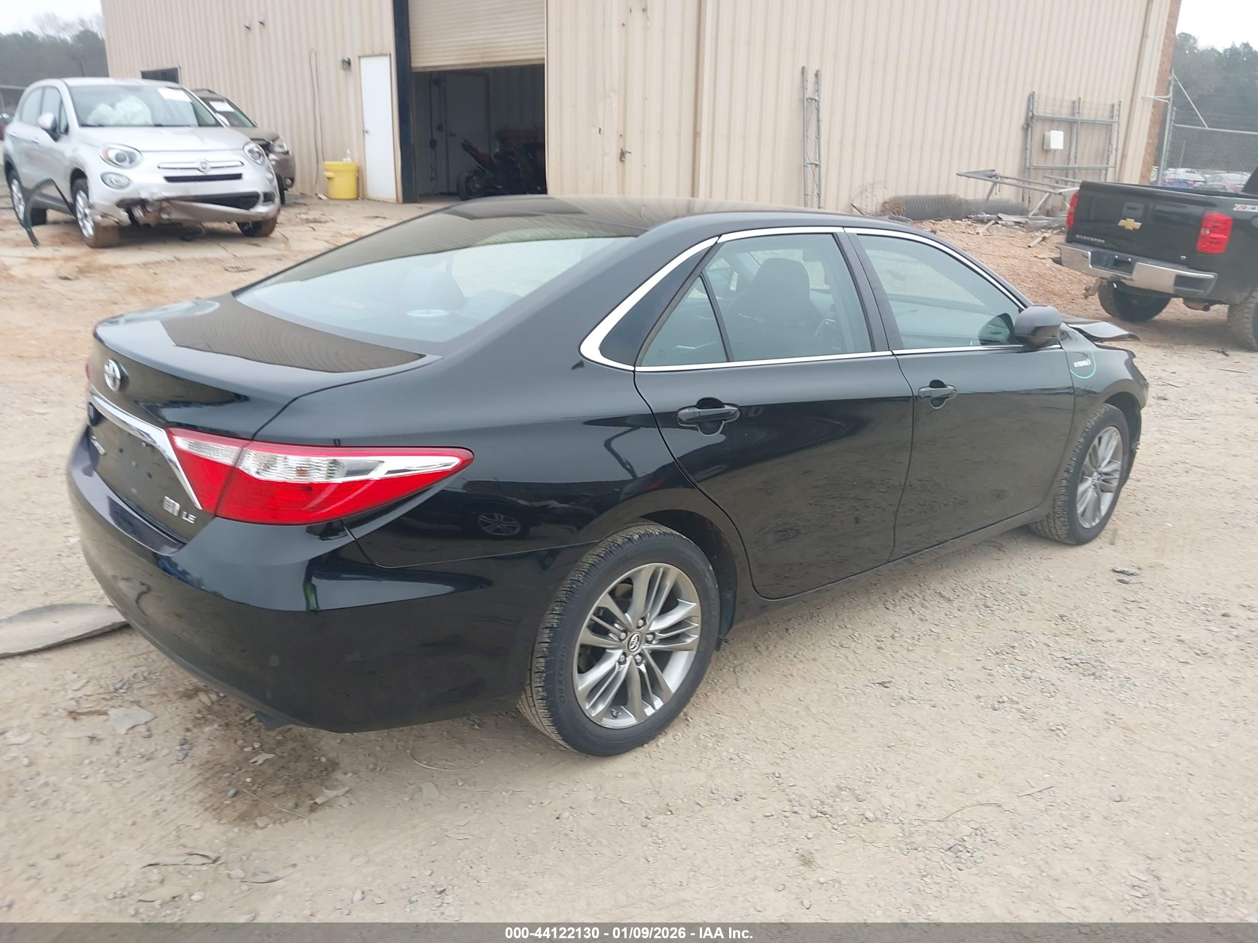 TOYOTA CAMRY image 4