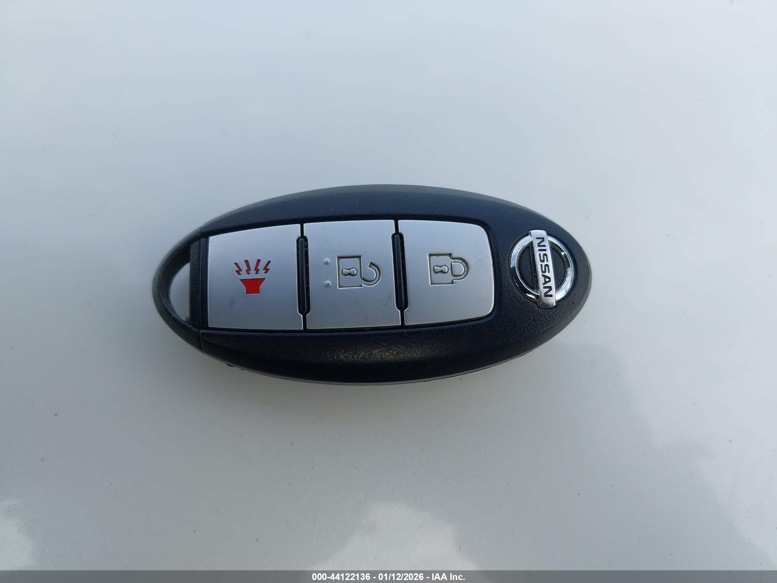 NISSAN ROGUE image 11