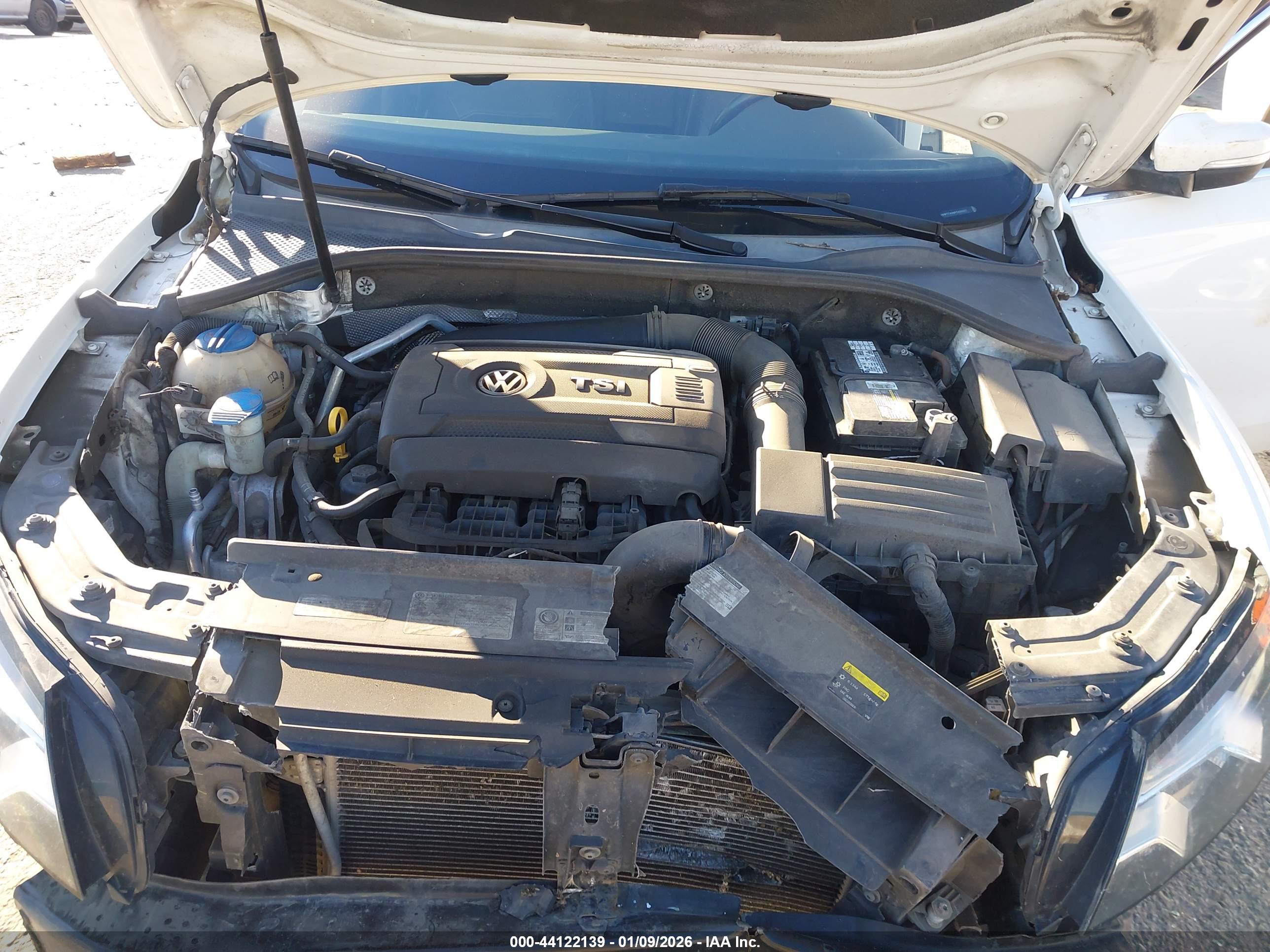 VOLKSWAGEN PASSAT image 10