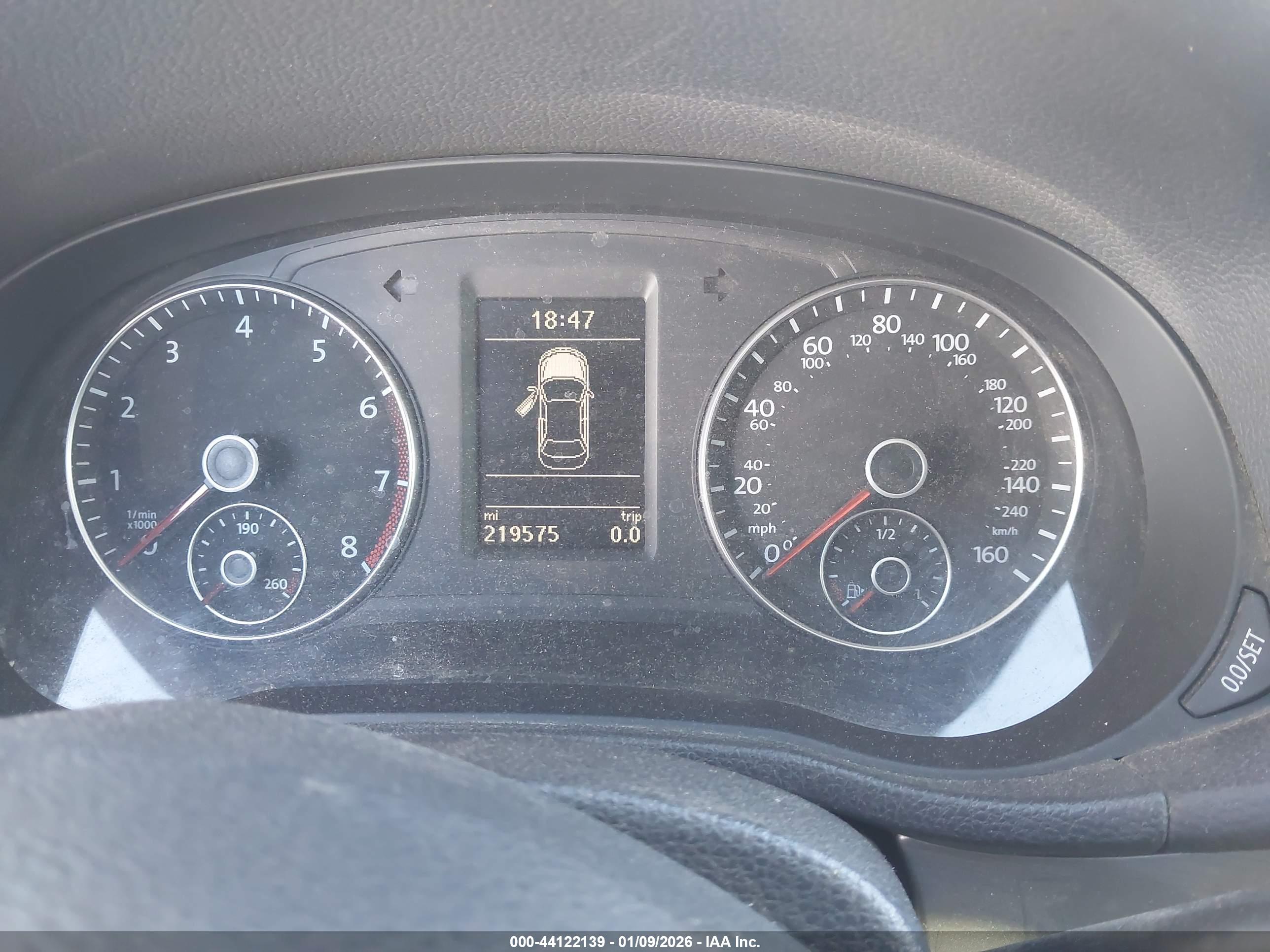 VOLKSWAGEN PASSAT image 7