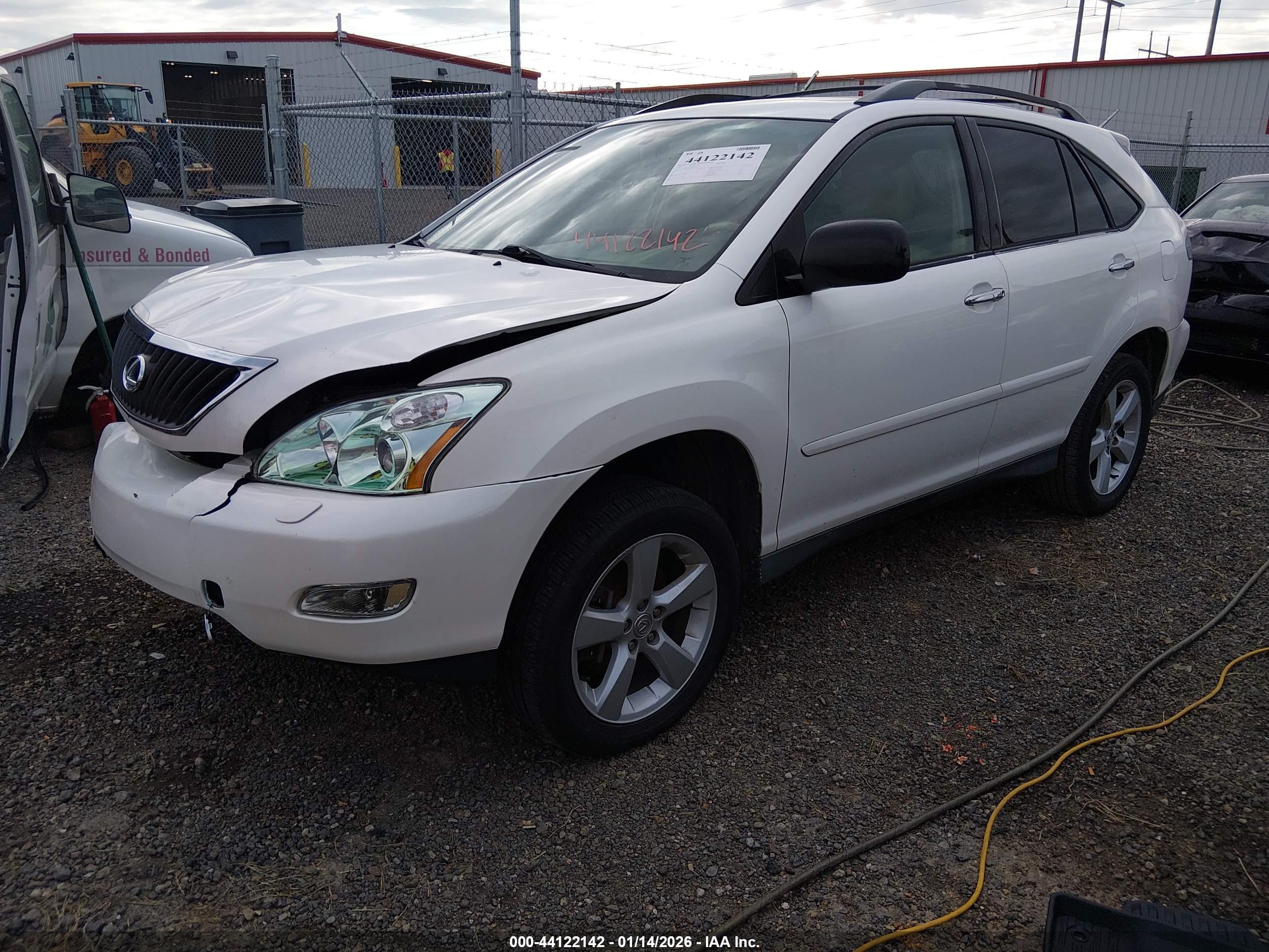 LEXUS RX image 2
