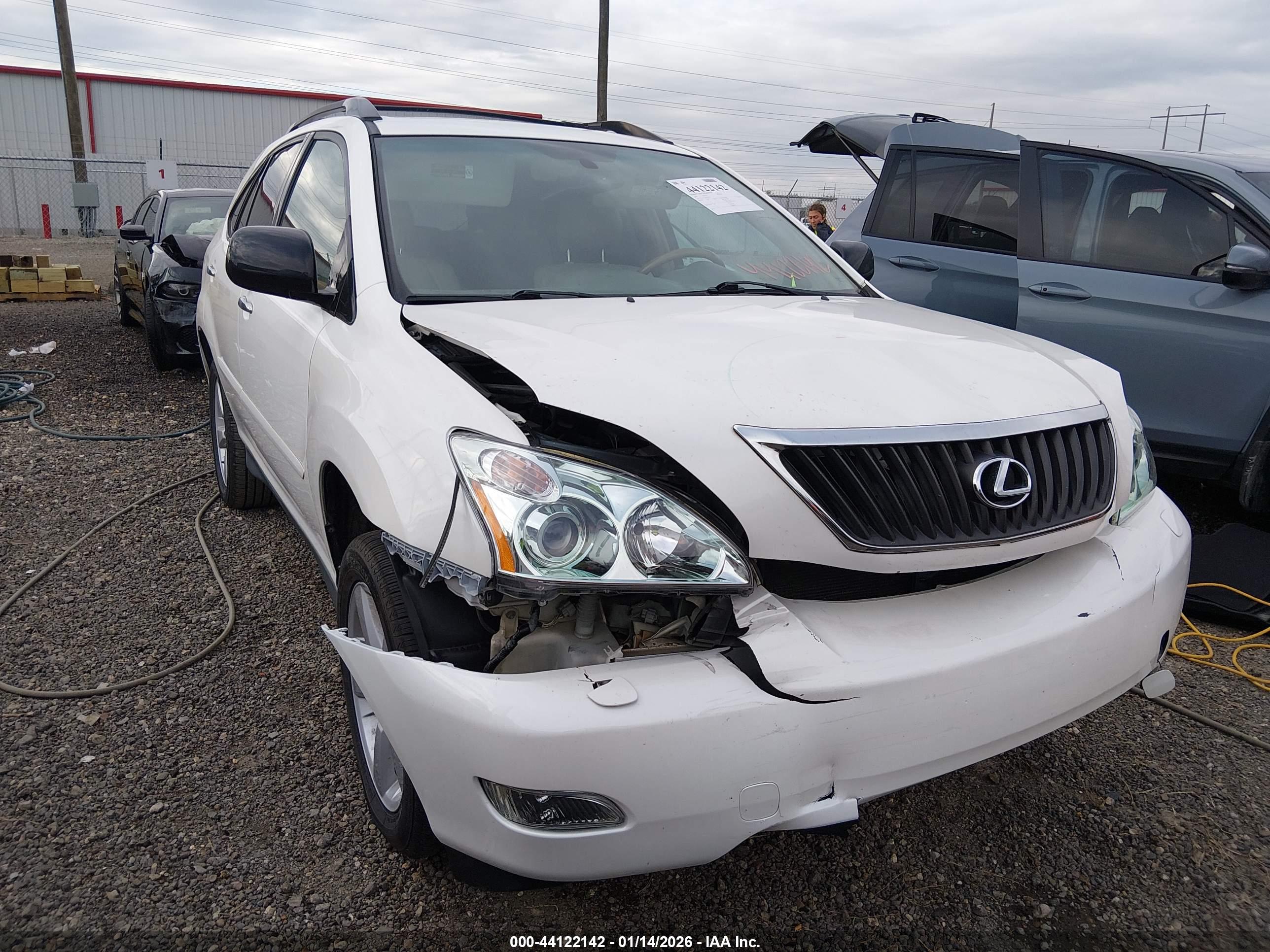 LEXUS RX image 6