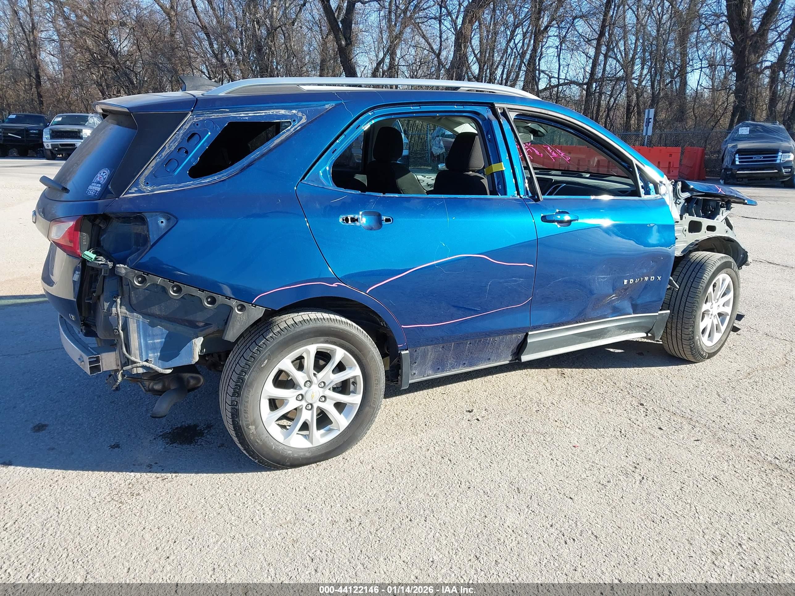 CHEVROLET EQUINOX image 4