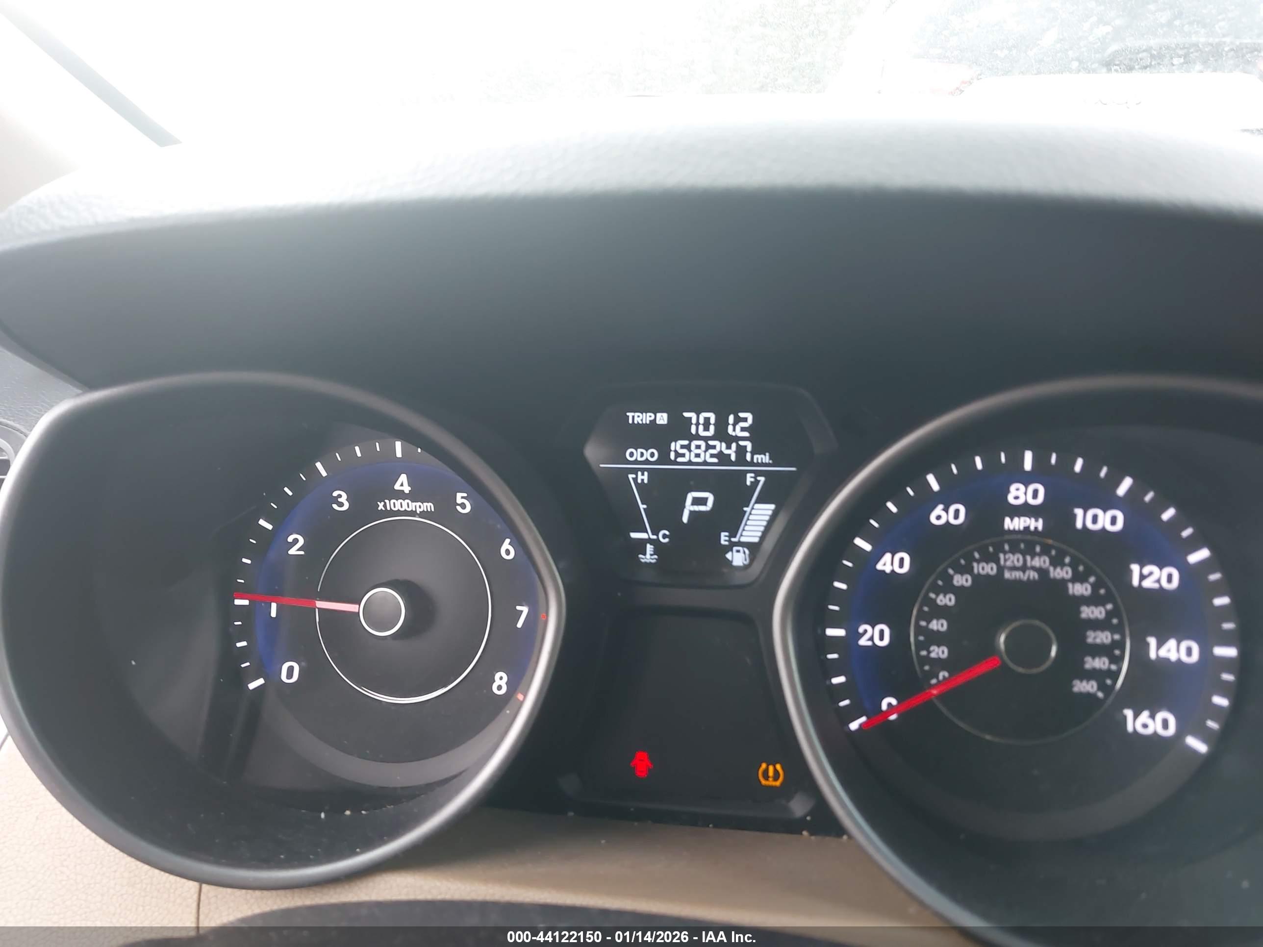 HYUNDAI ELANTRA image 7