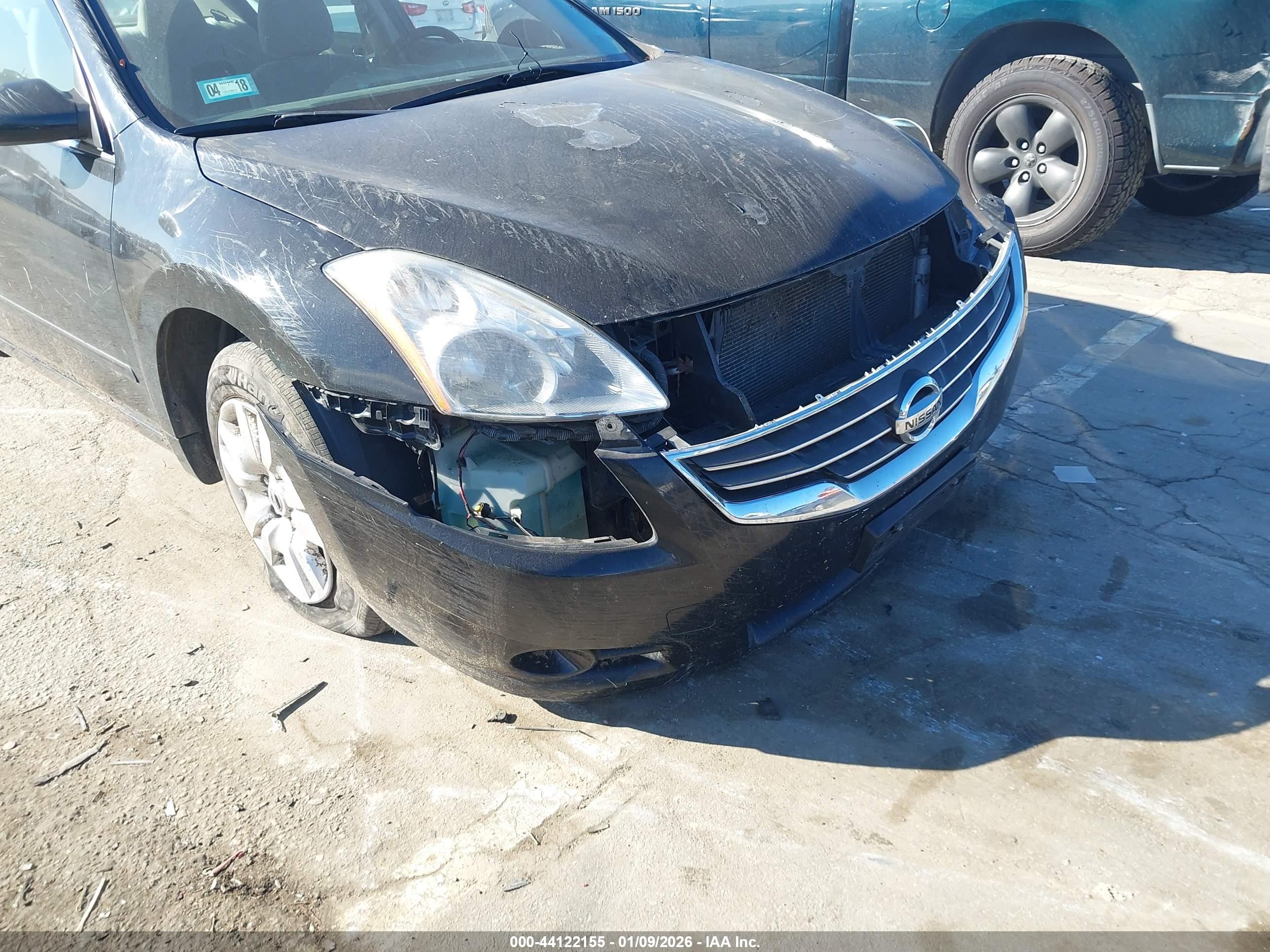 NISSAN ALTIMA image 6