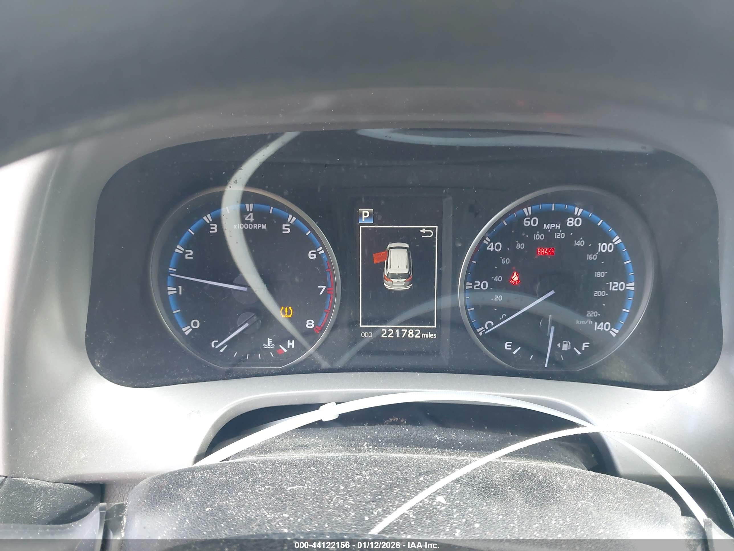 TOYOTA RAV4 image 7
