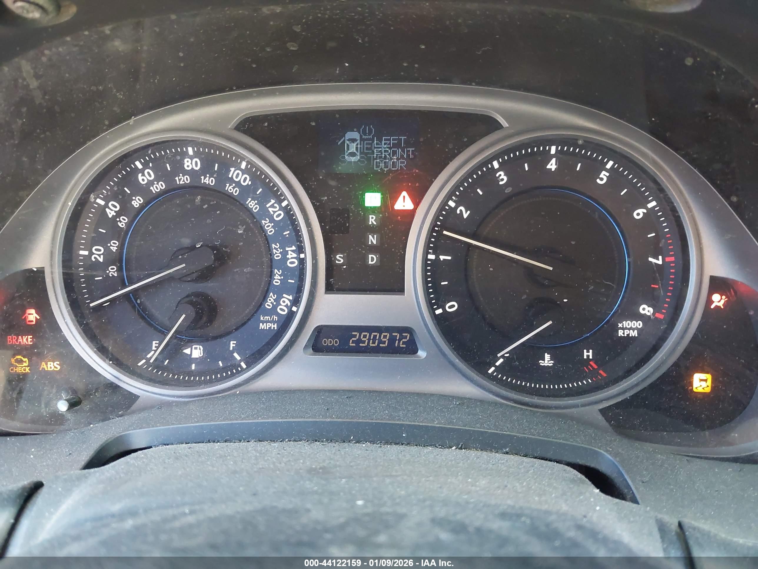 LEXUS IS image 7