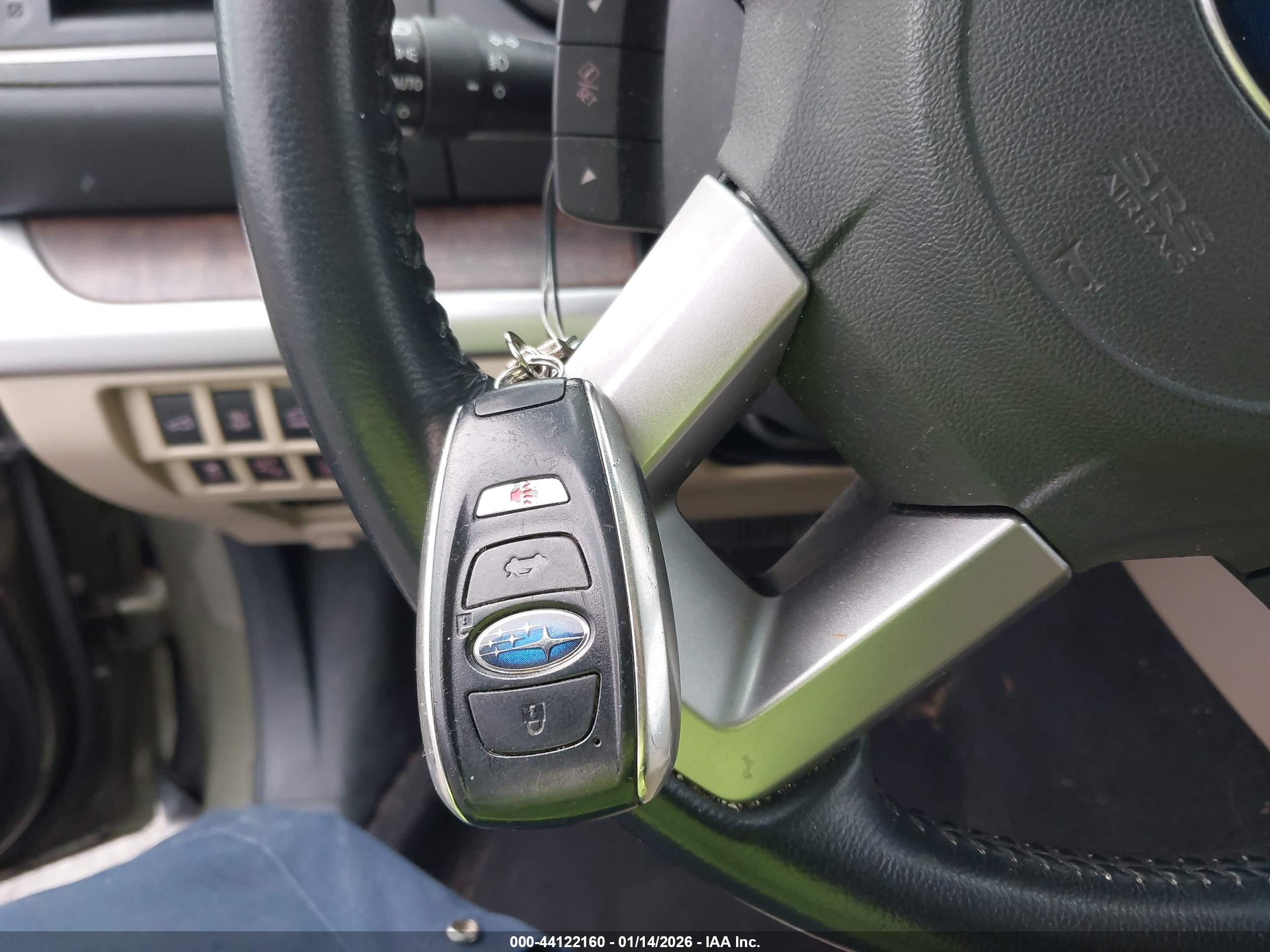 SUBARU OUTBACK image 11