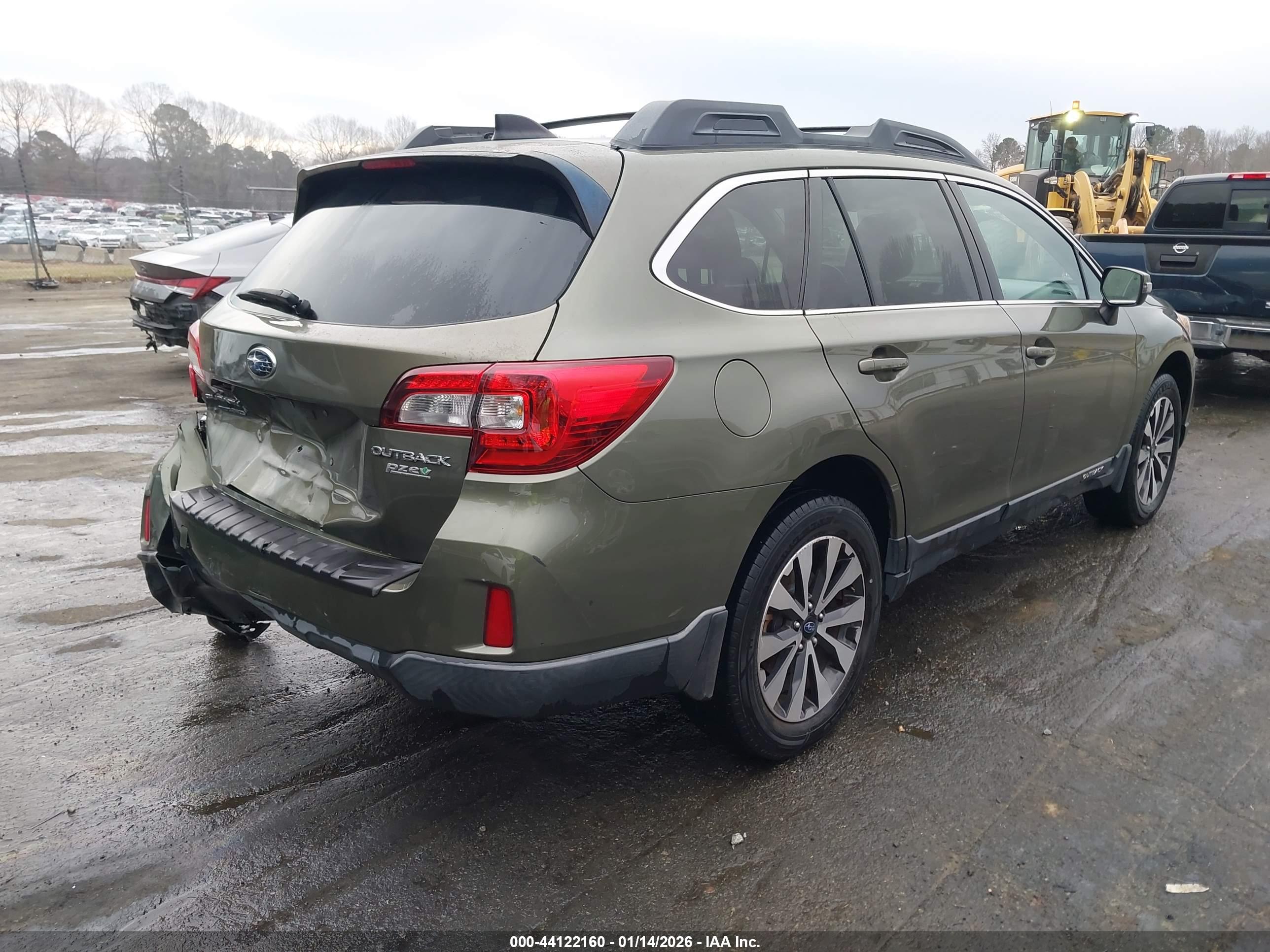 SUBARU OUTBACK image 4
