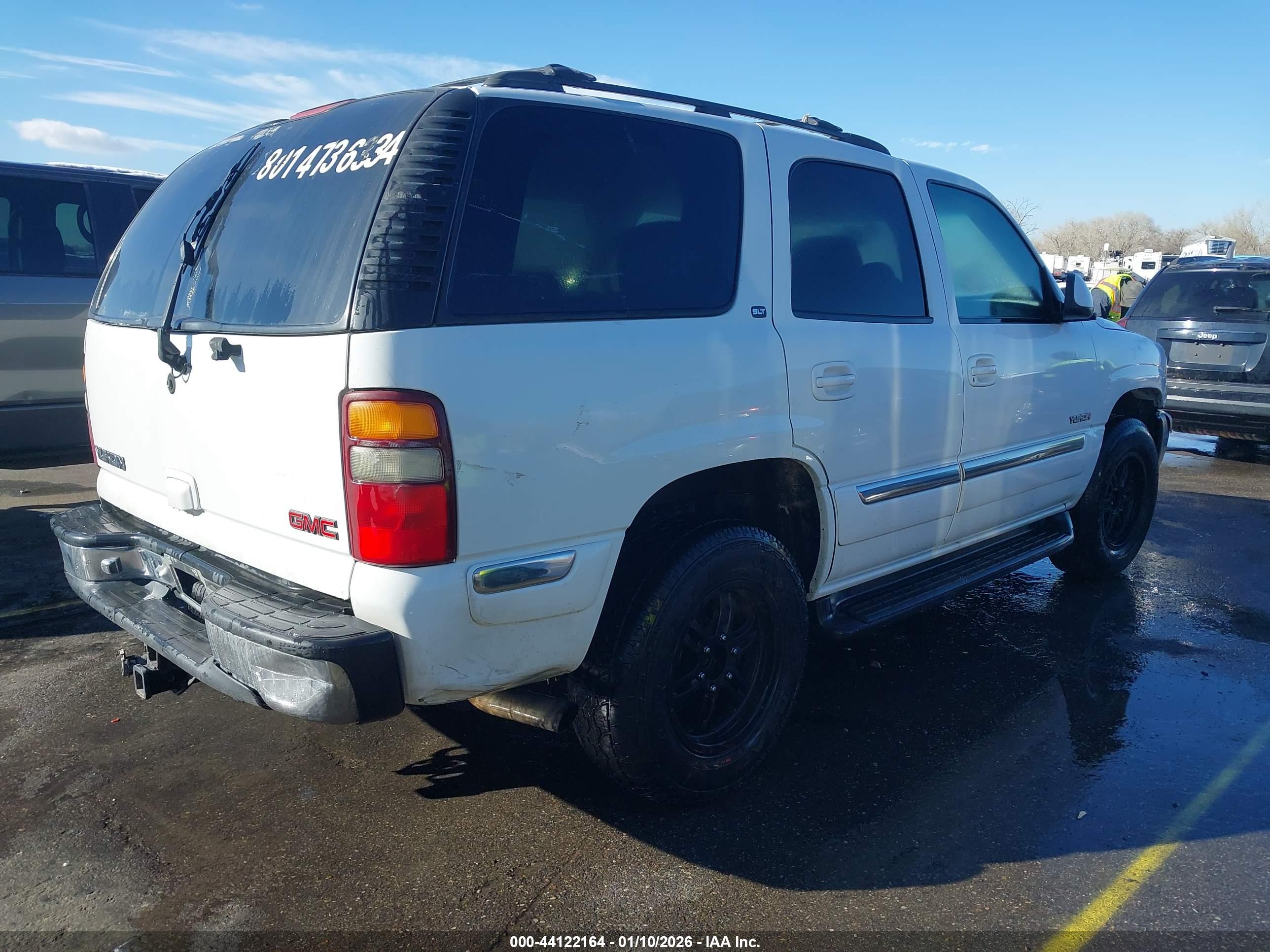 GMC YUKON image 4