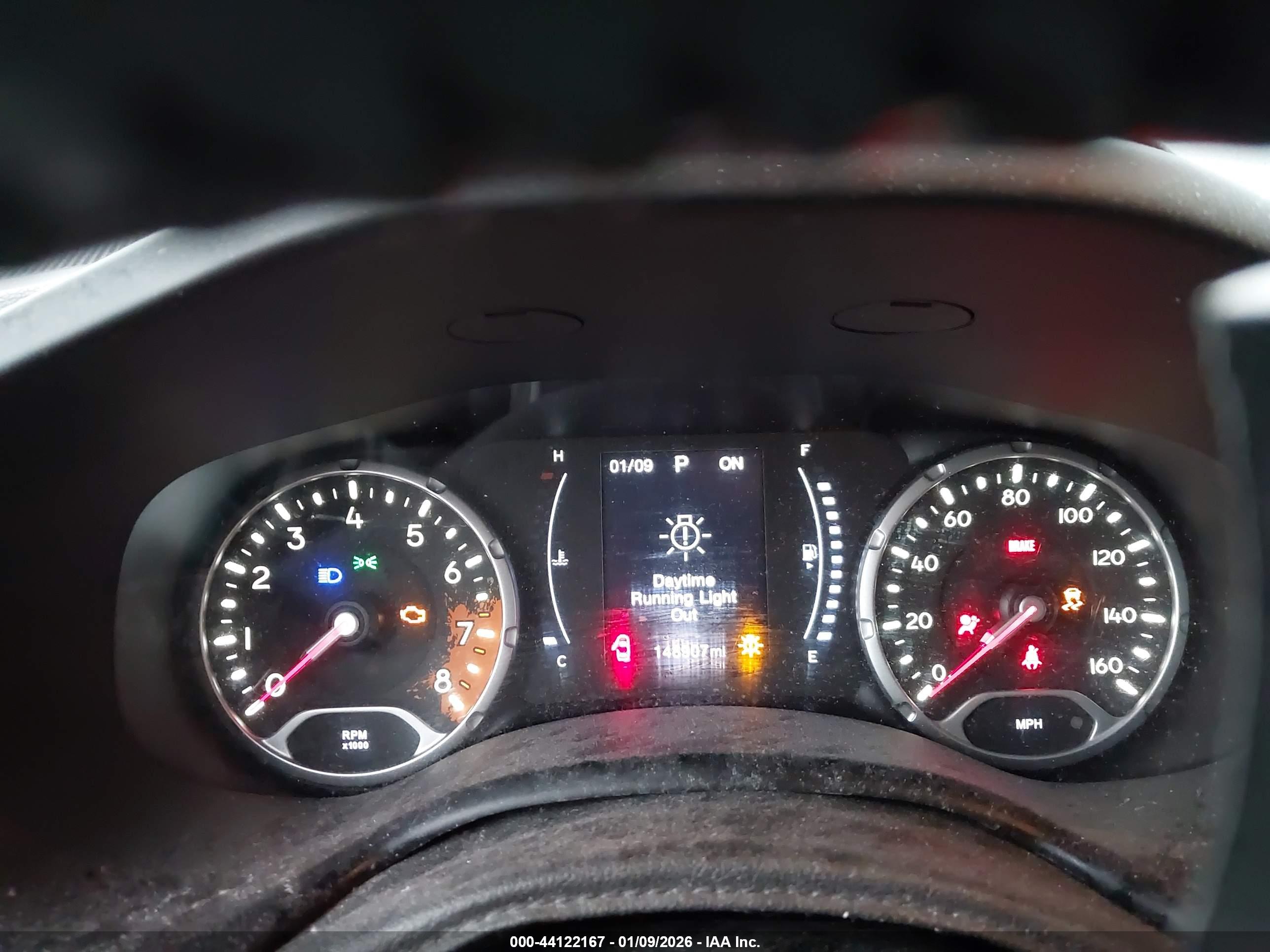 JEEP RENEGADE image 7
