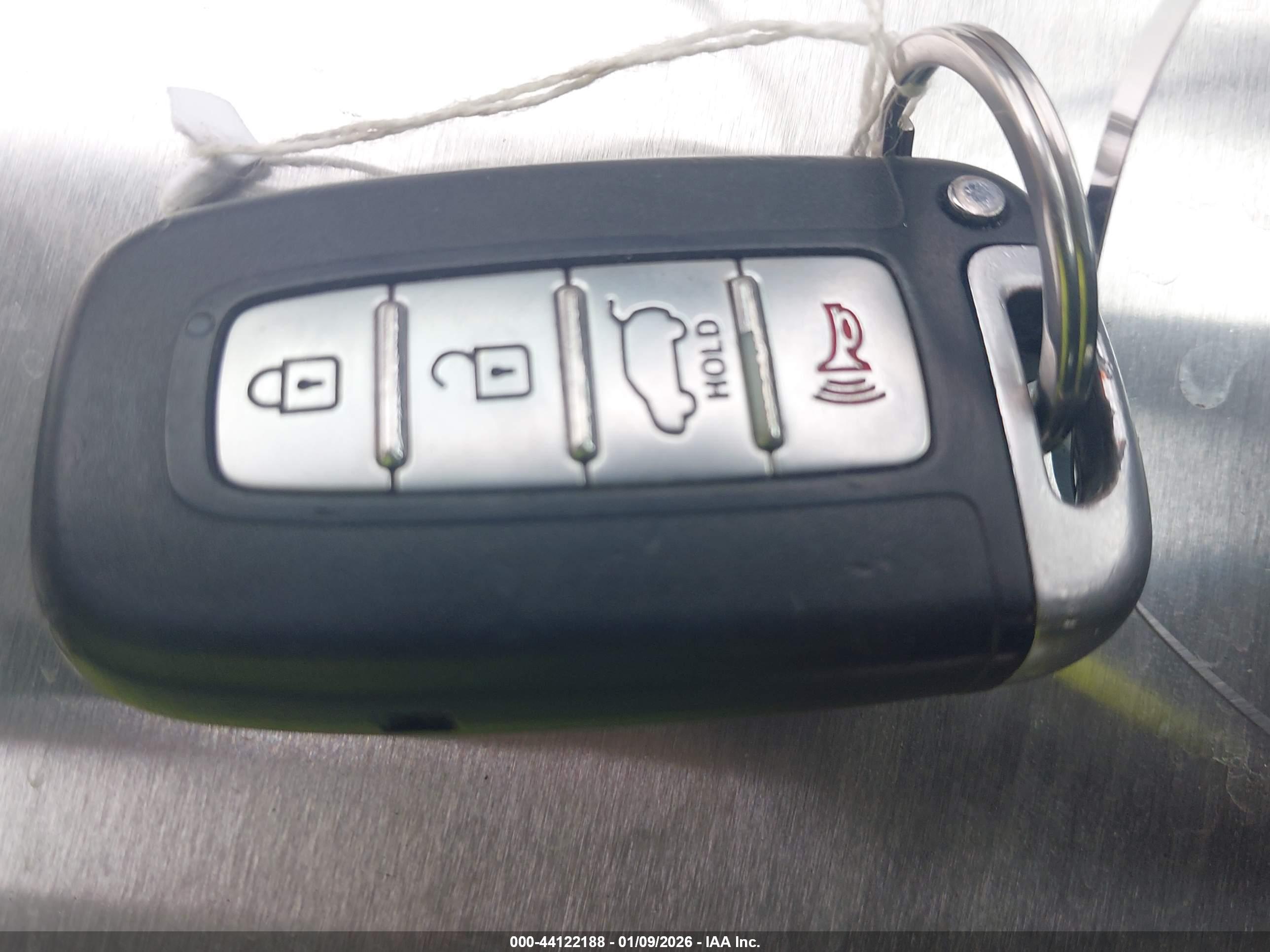 KIA SORENTO image 11