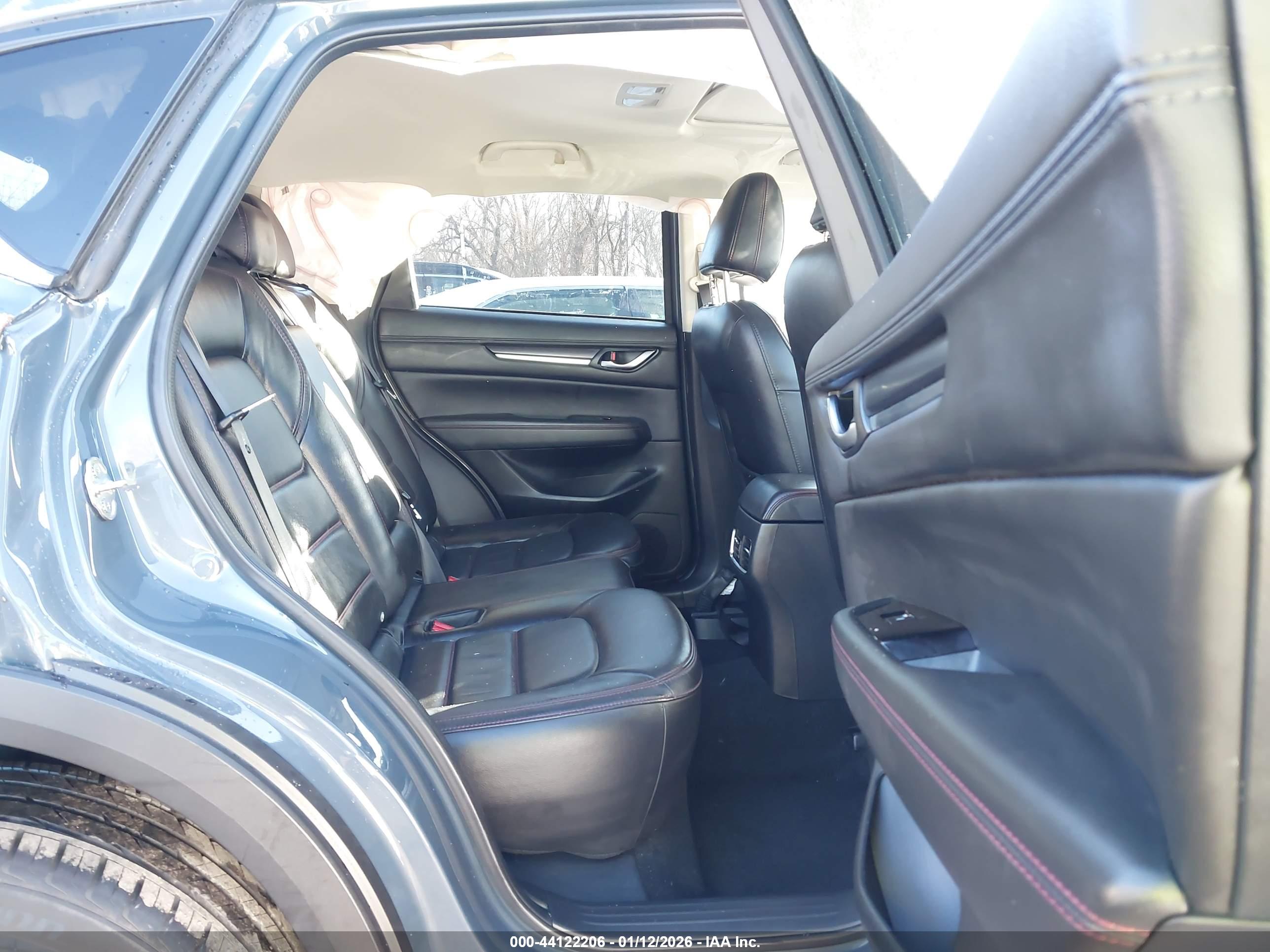 MAZDA CX-5 image 8