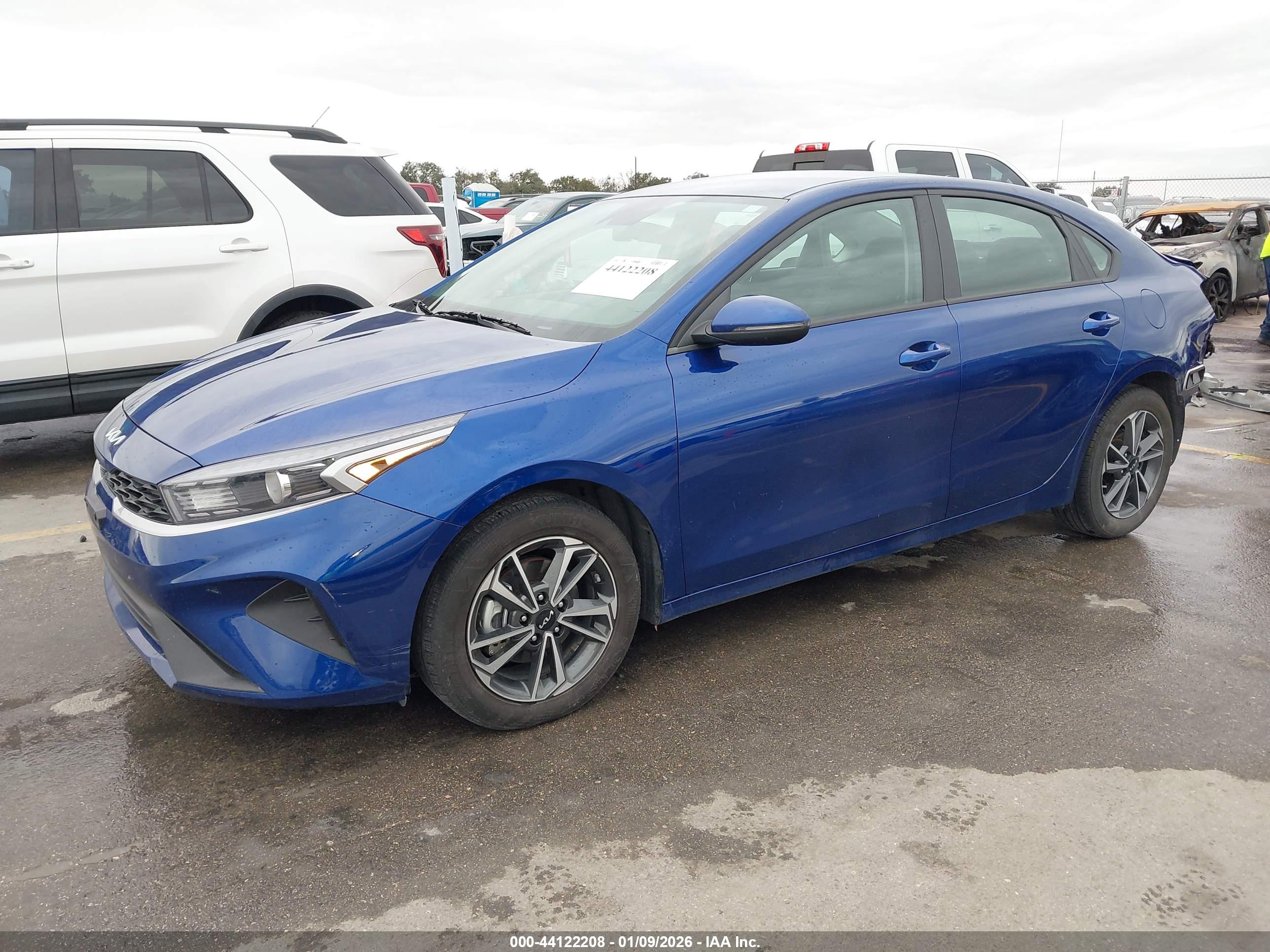 KIA FORTE image 2