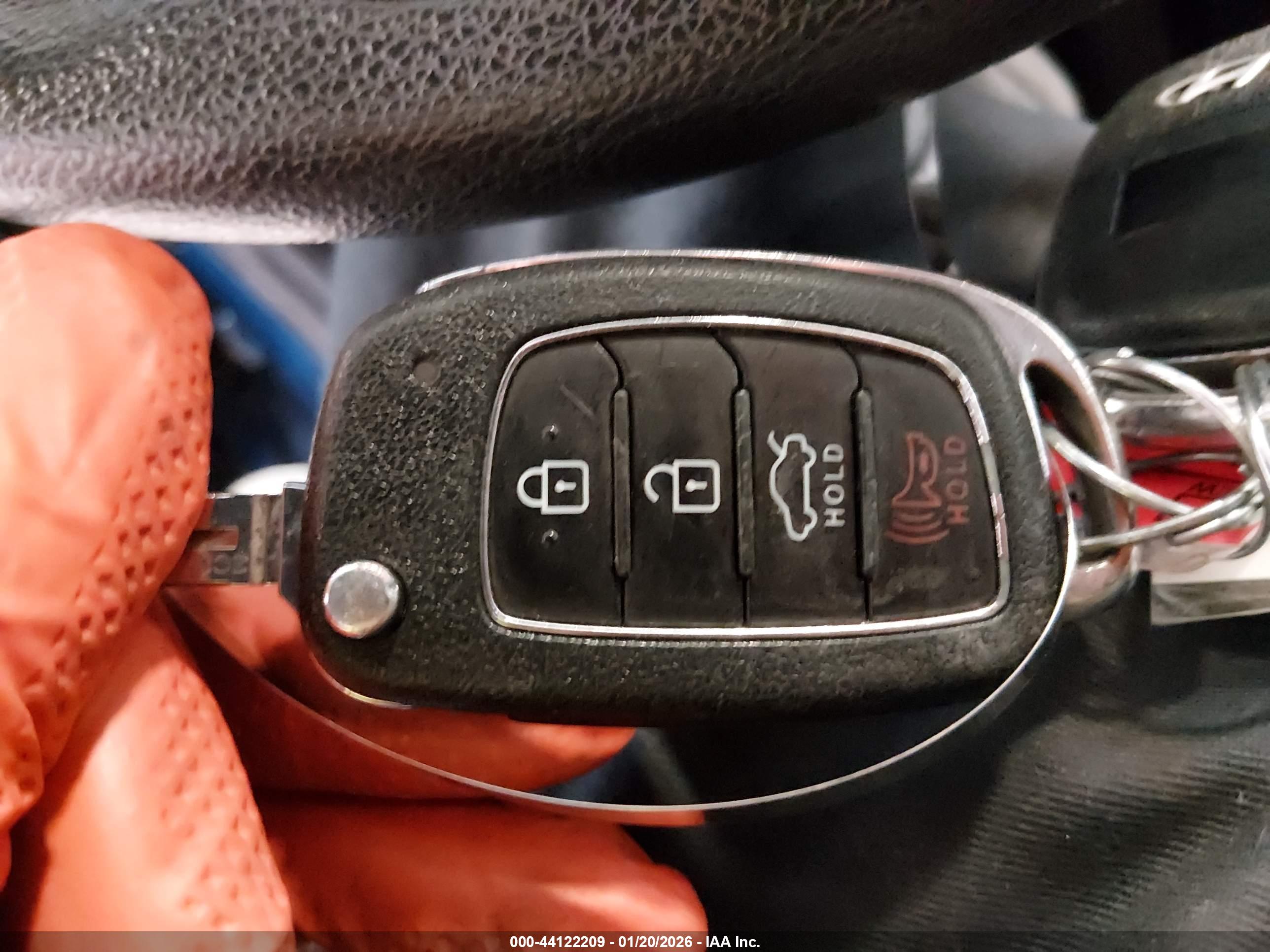 HYUNDAI SONATA image 11