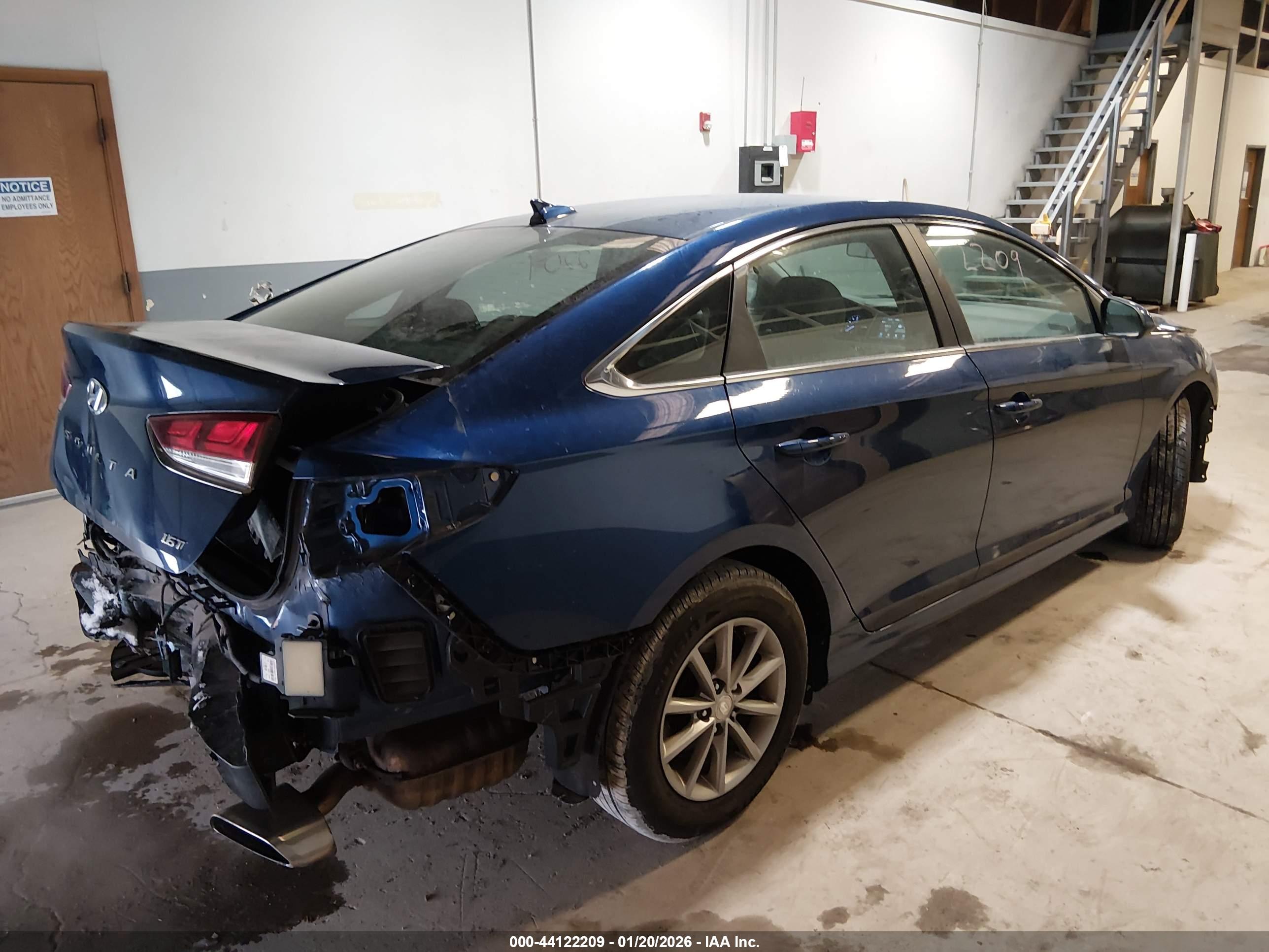 HYUNDAI SONATA image 4
