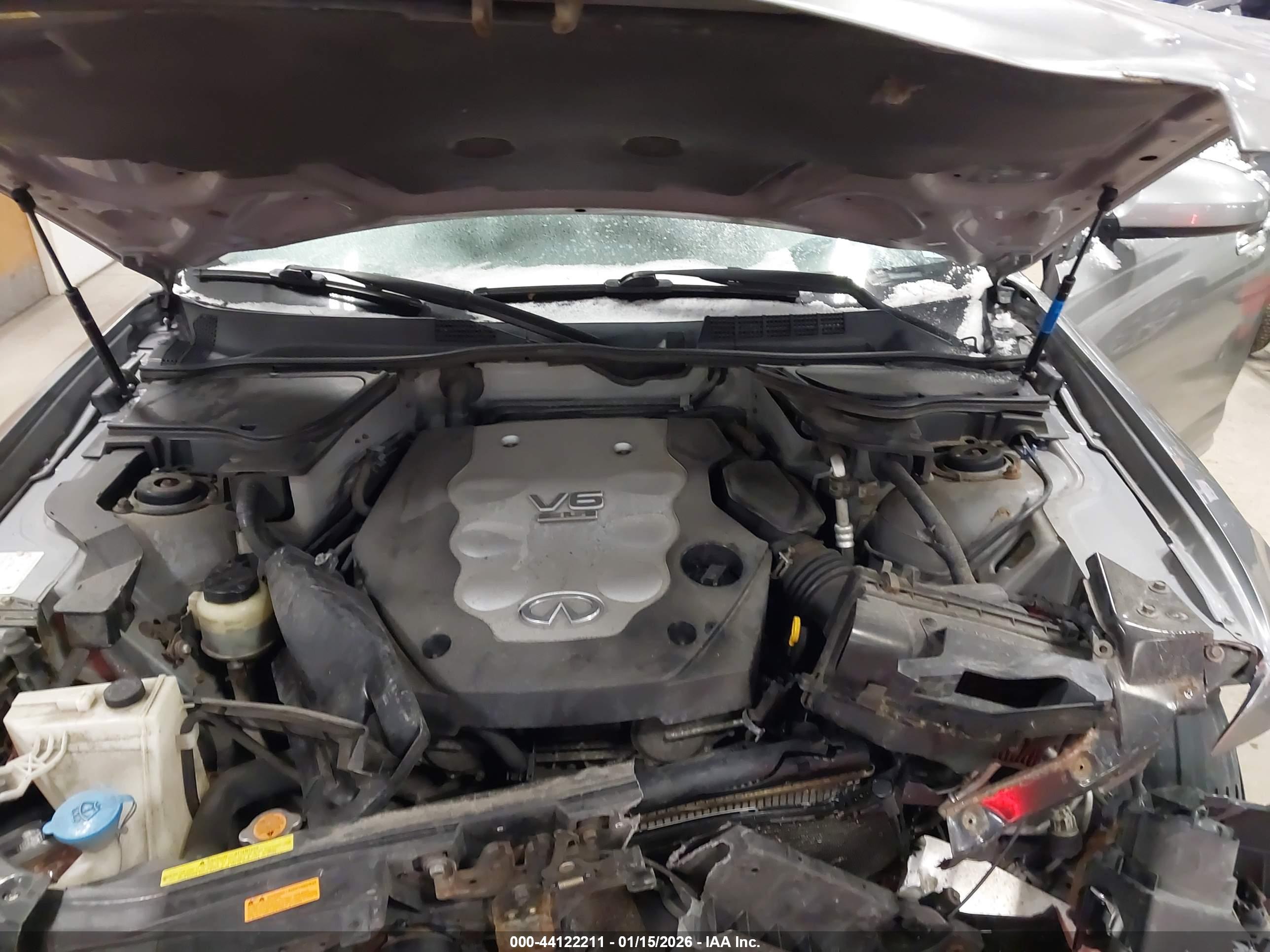 INFINITI FX35 image 10