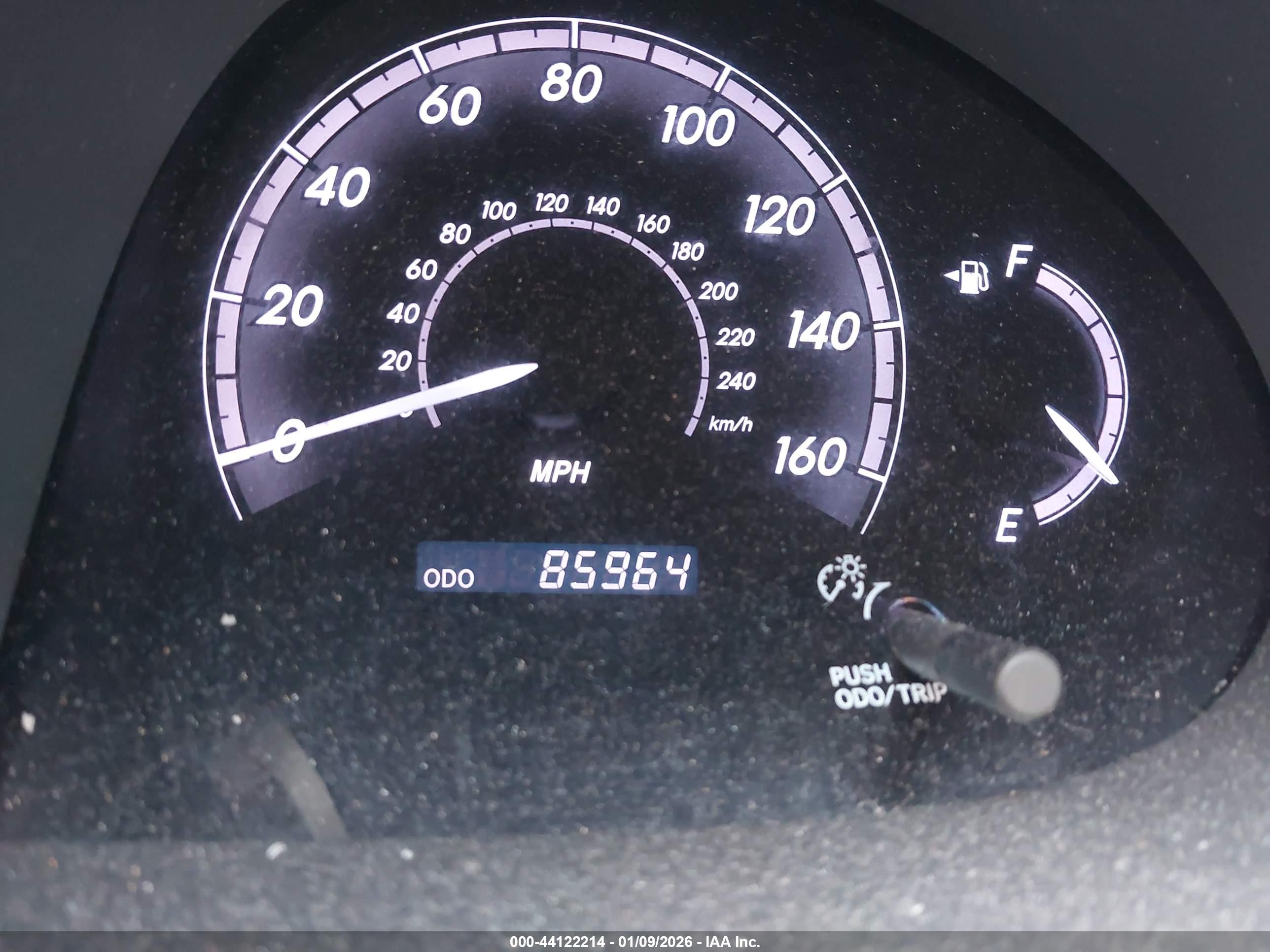 TOYOTA AVALON image 7