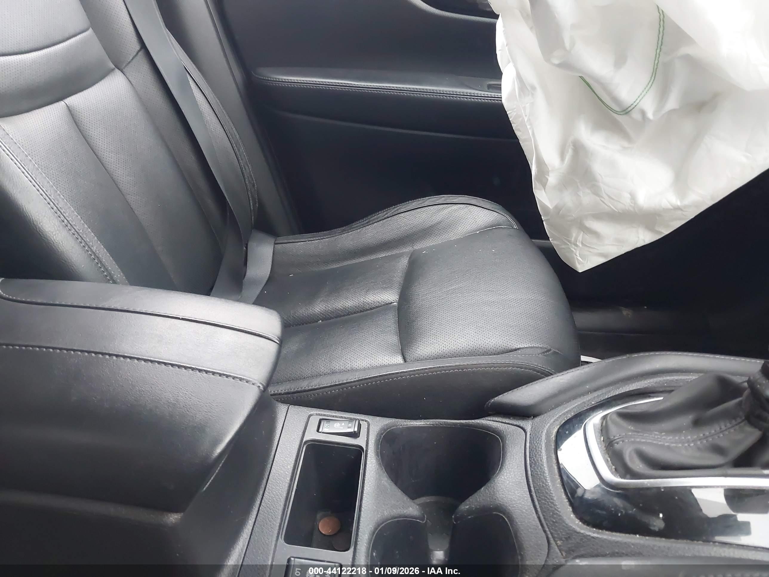 NISSAN ROGUE image 5