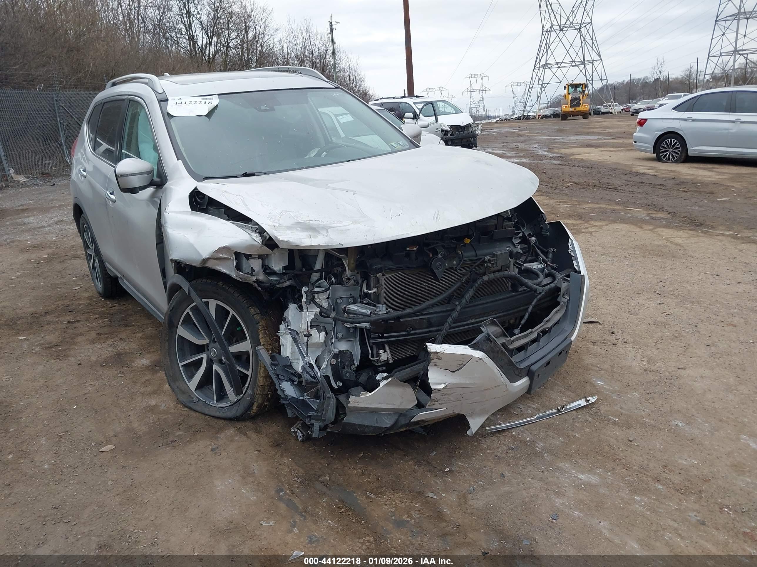NISSAN ROGUE image 6