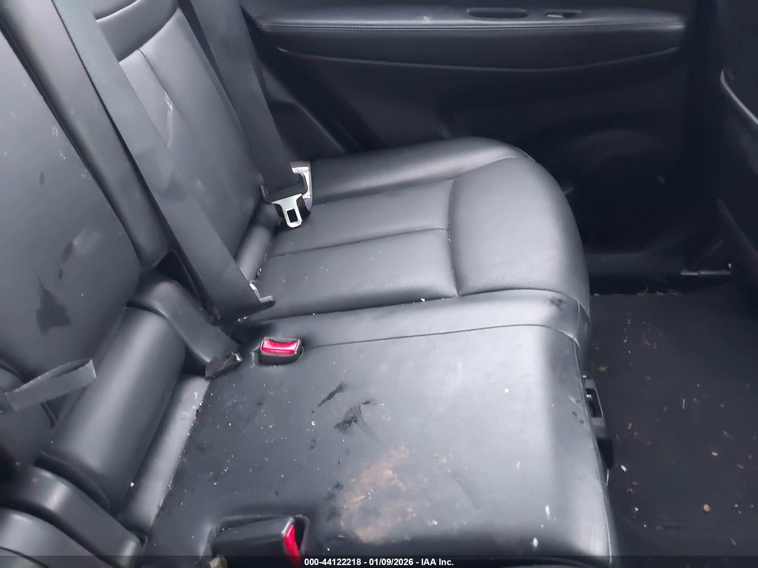 NISSAN ROGUE image 8