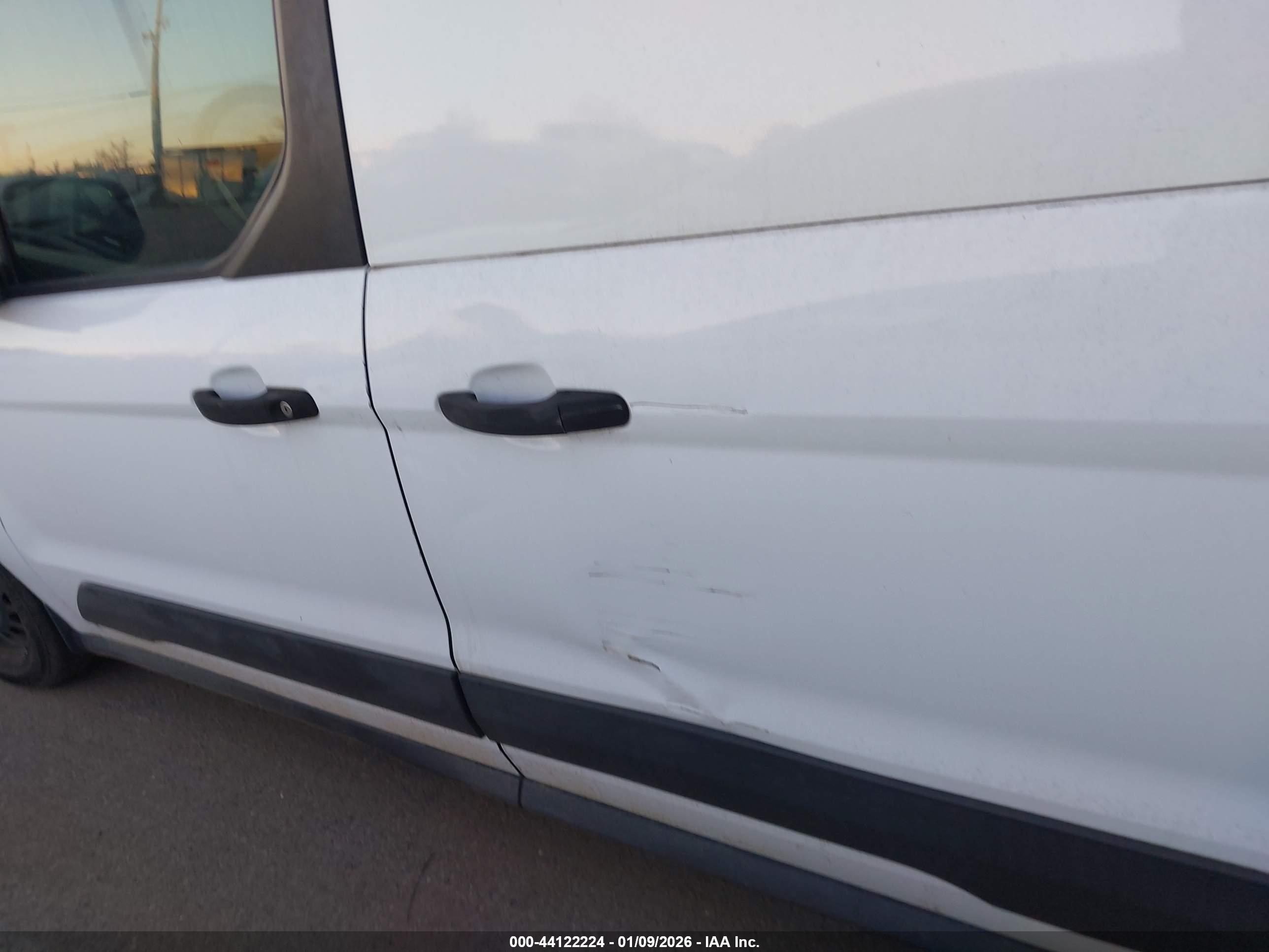 FORD TRANSIT image 6
