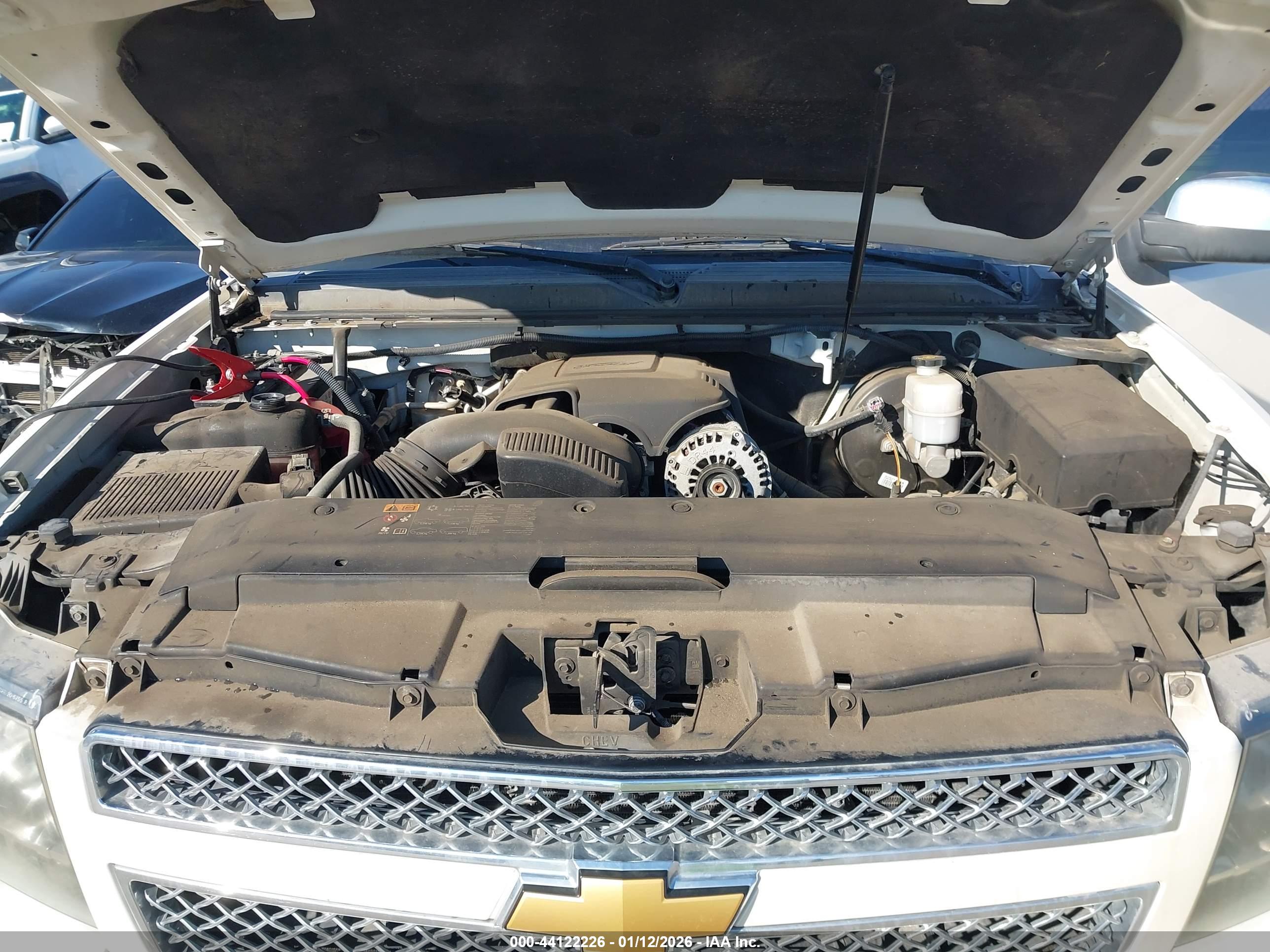 CHEVROLET TAHOE image 10