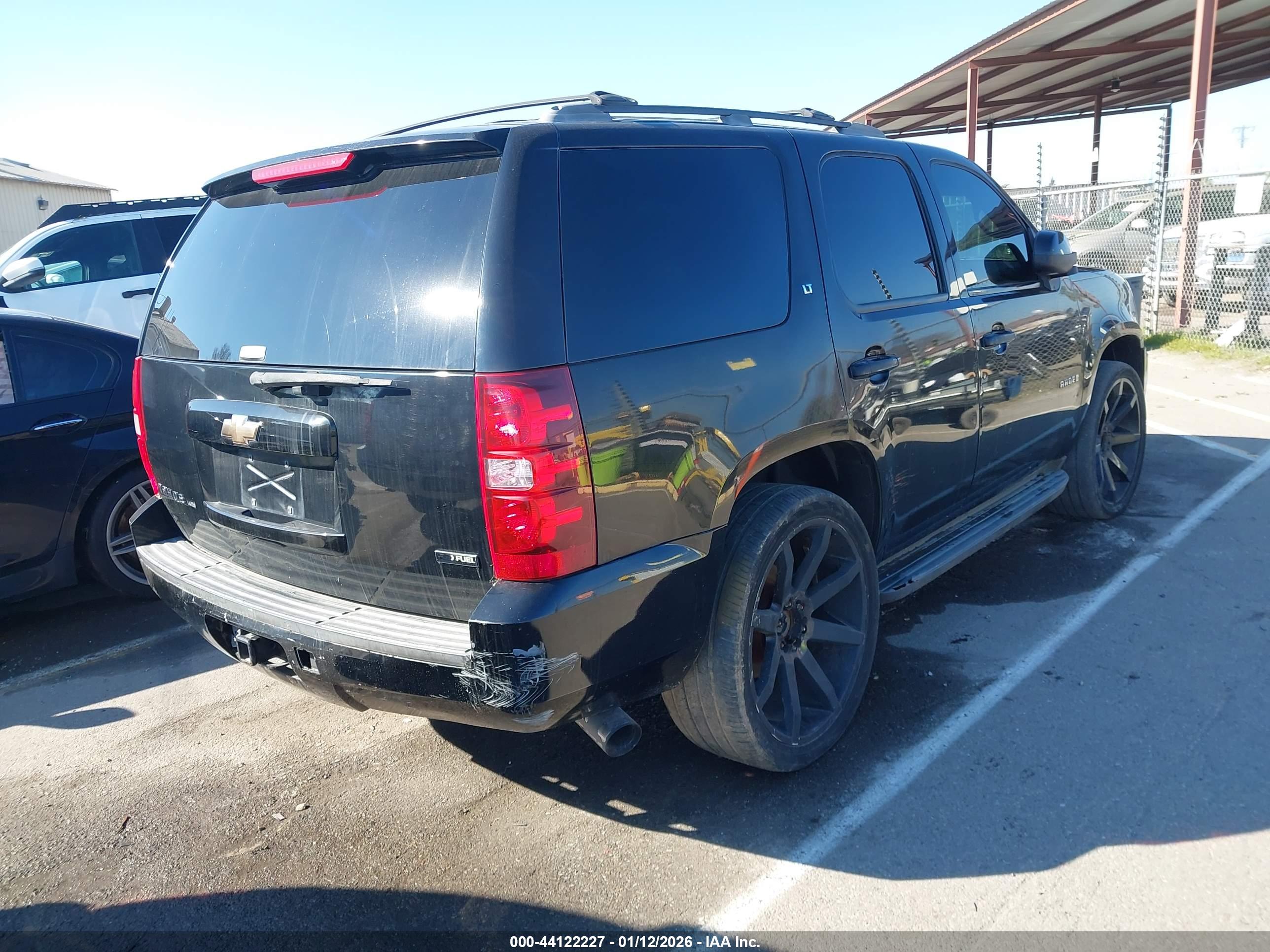 CHEVROLET TAHOE image 4