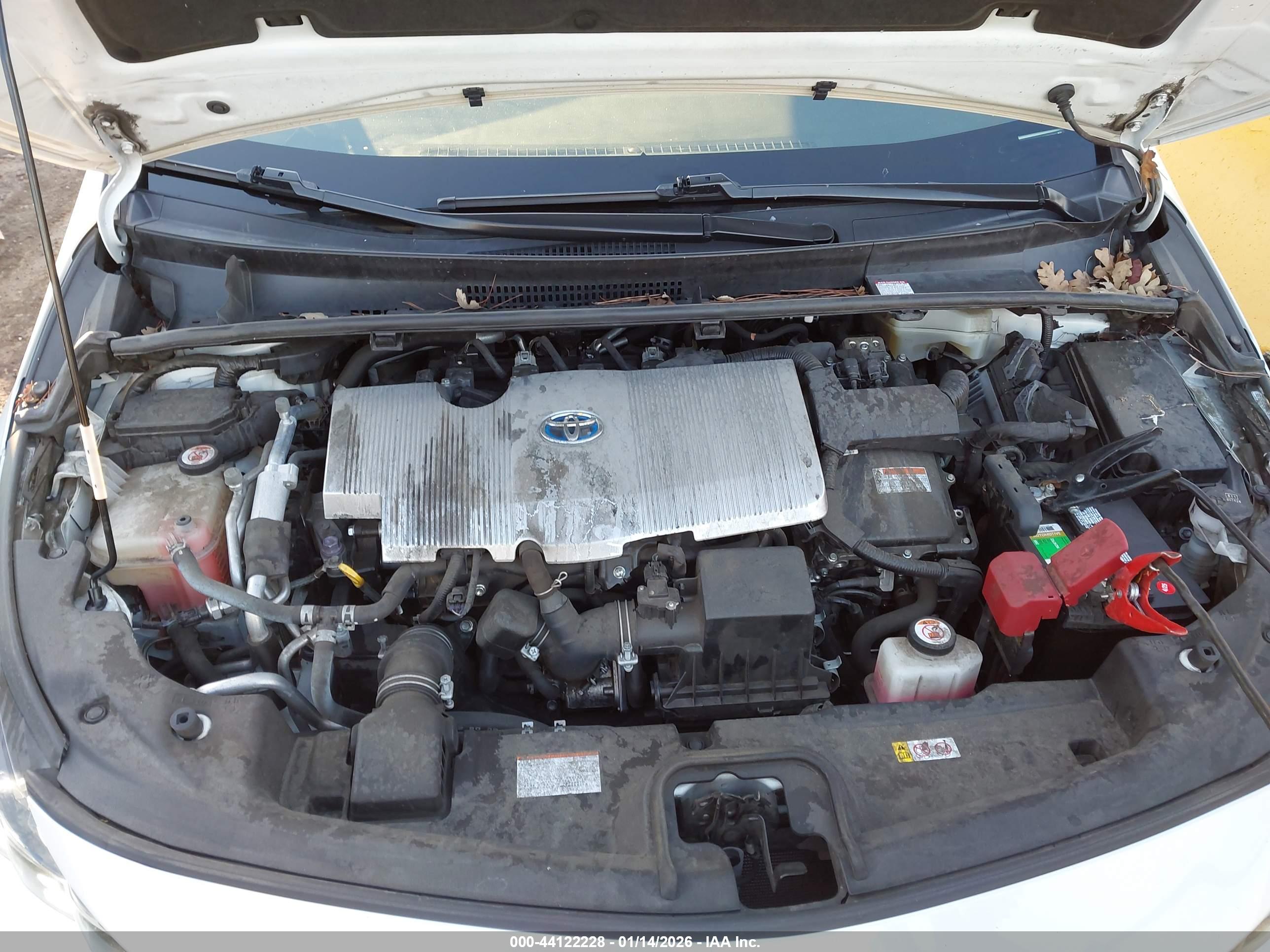 TOYOTA PRIUS image 10