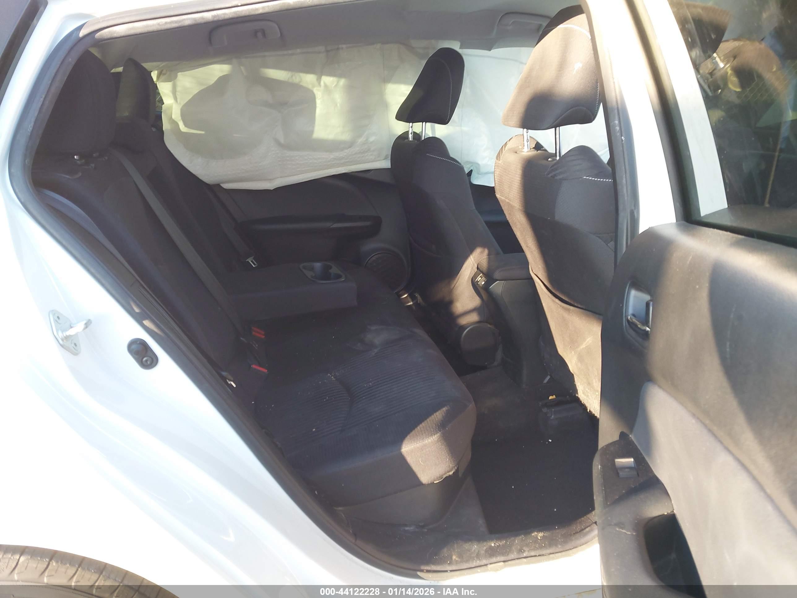 TOYOTA PRIUS image 8