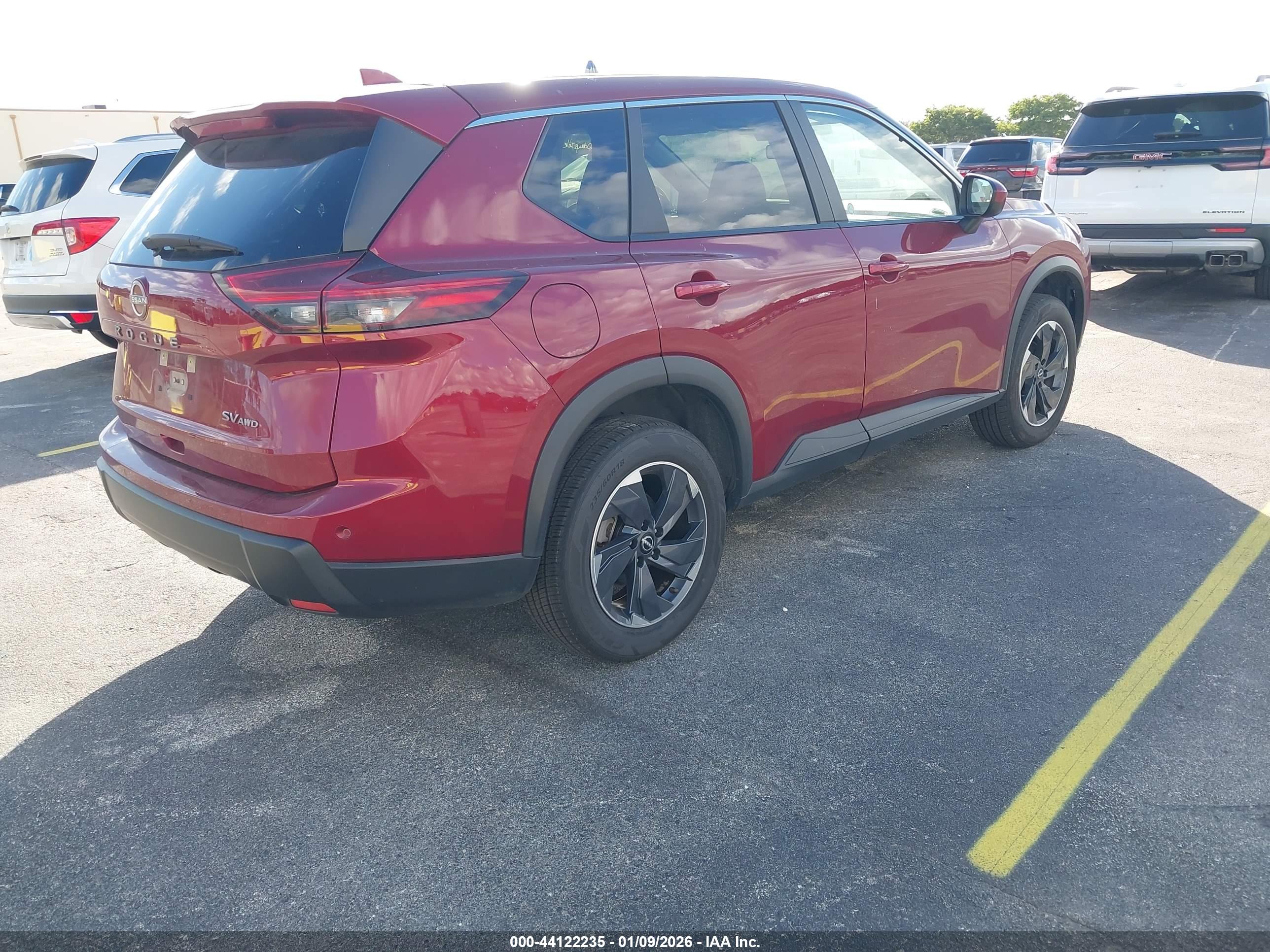 NISSAN ROGUE image 4