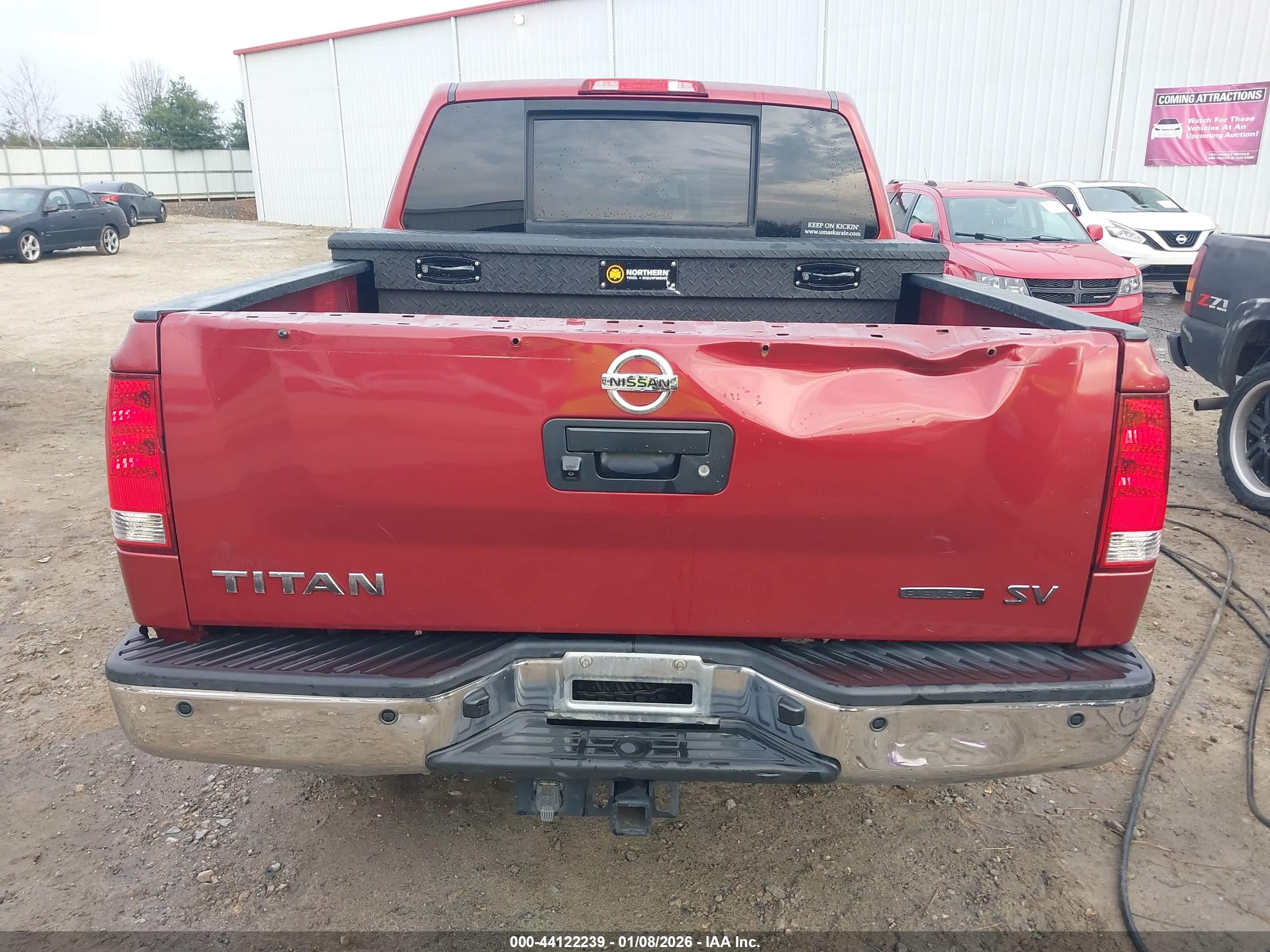 NISSAN TITAN image 6