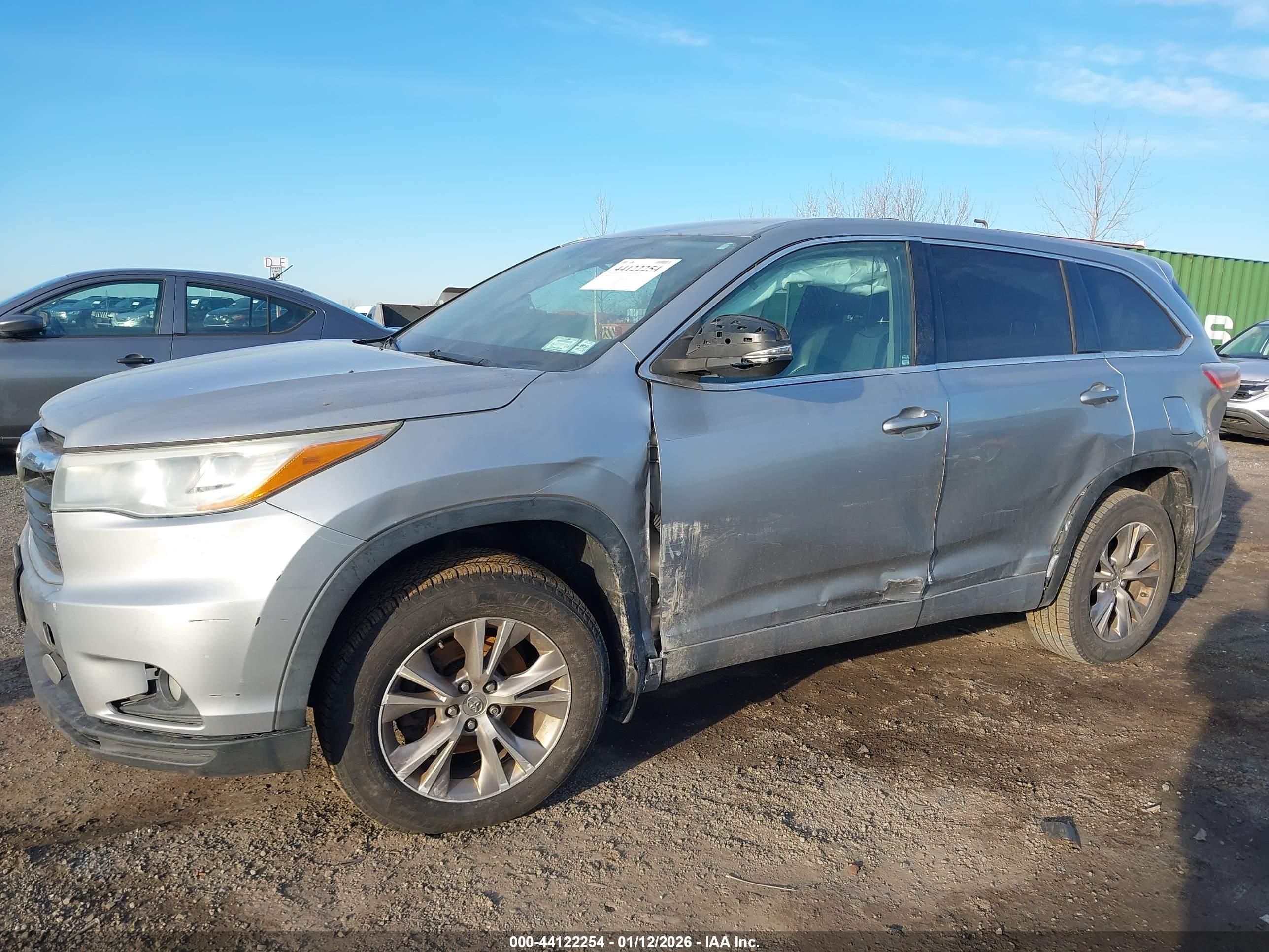 TOYOTA HIGHLANDER image 6