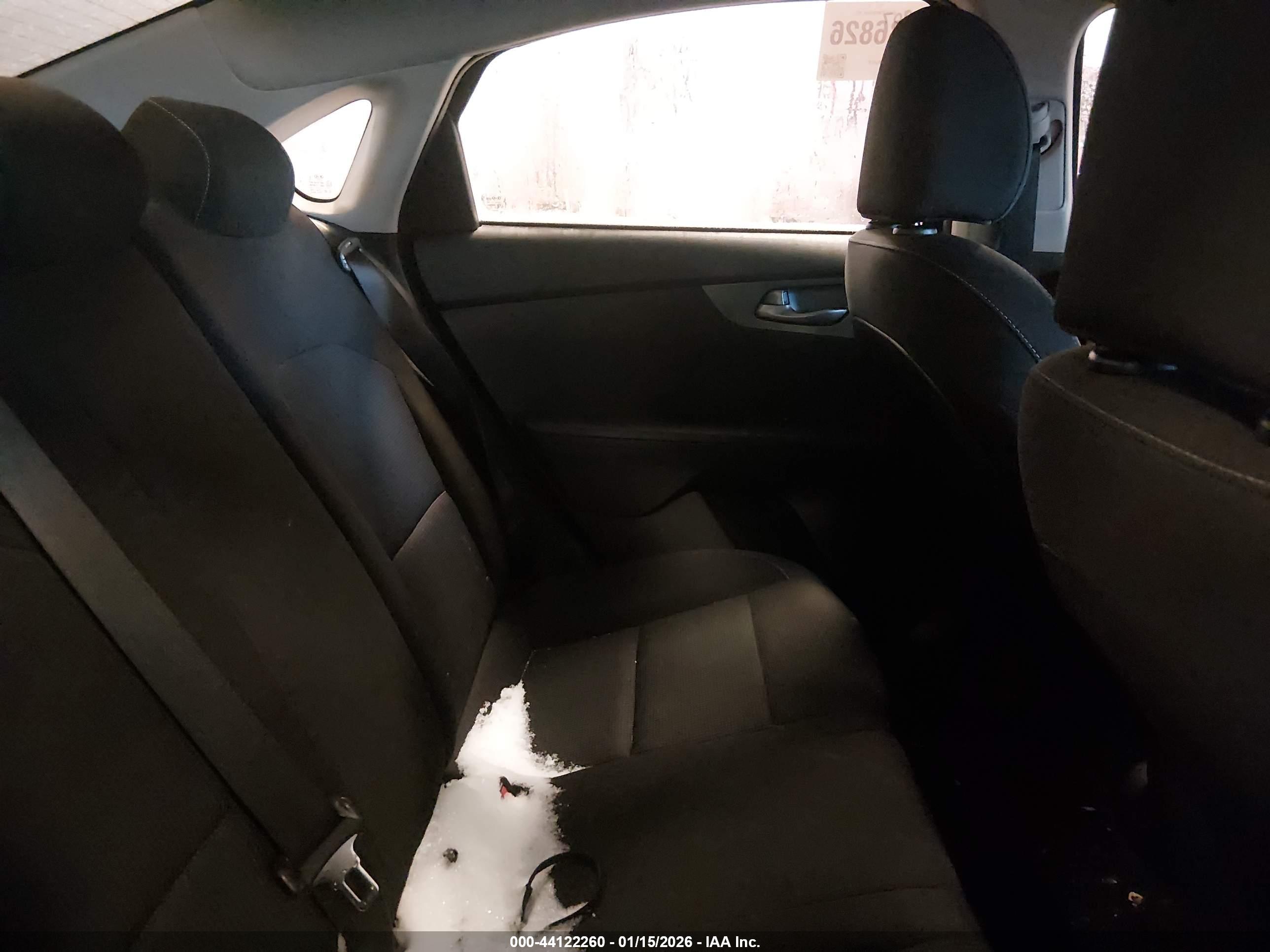 KIA FORTE image 8