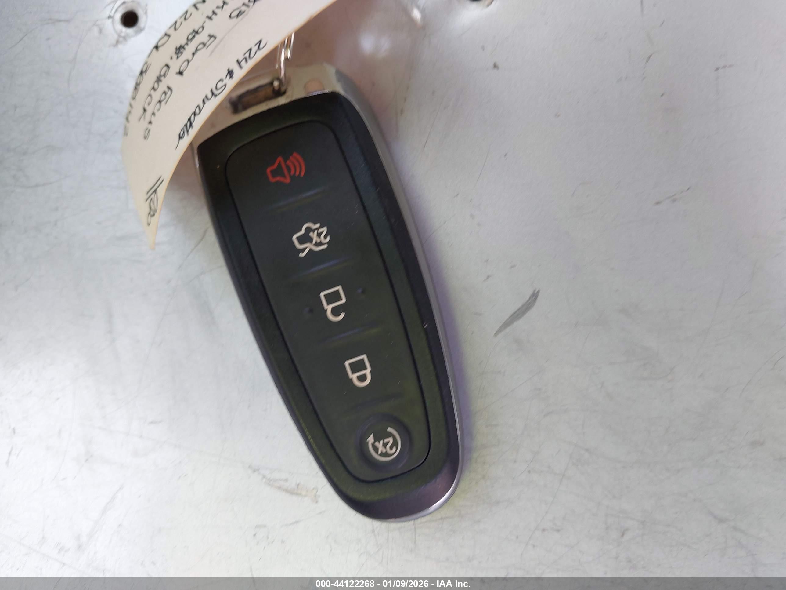 FORD FOCUS image 11