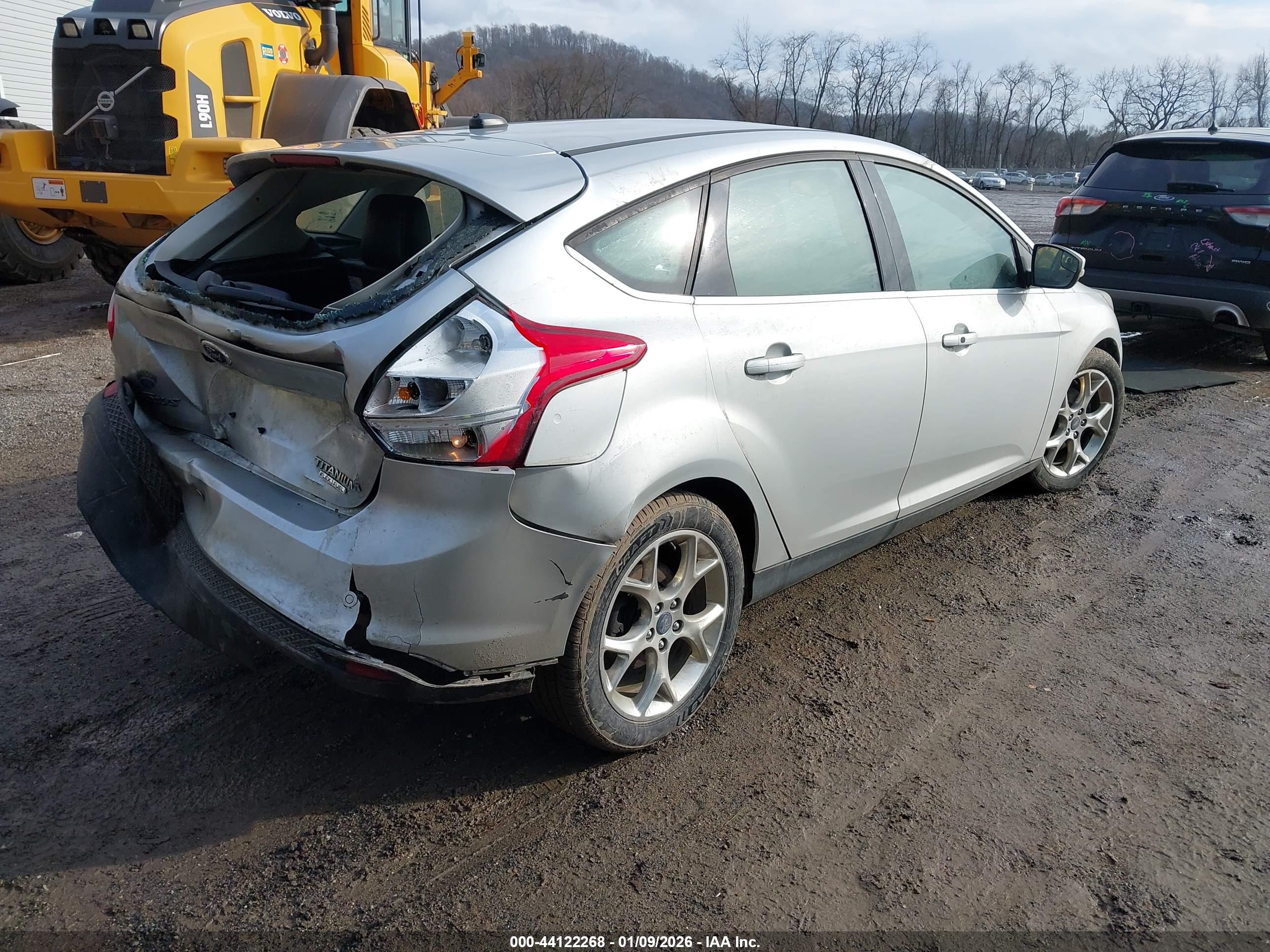 FORD FOCUS image 4