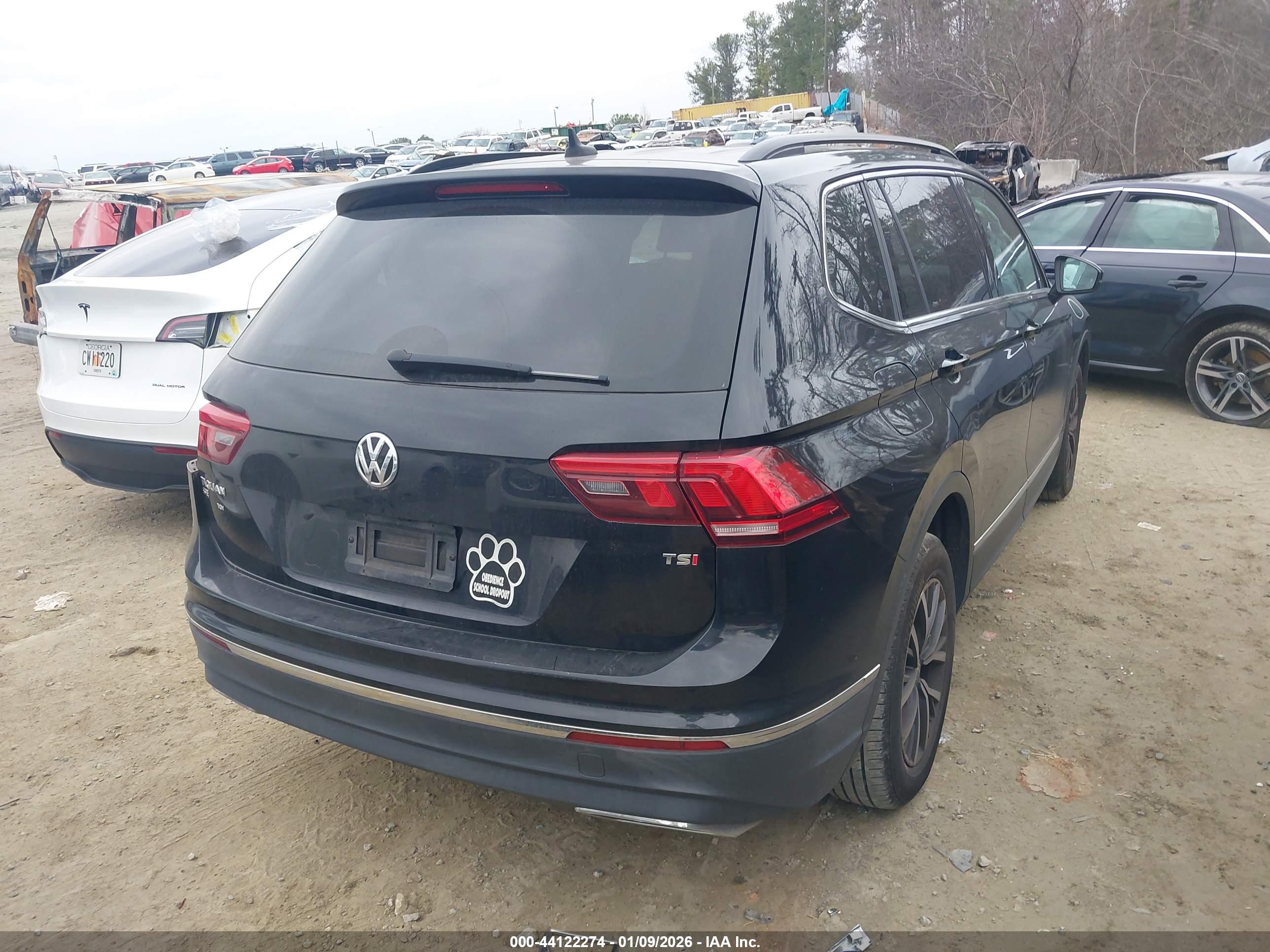 VOLKSWAGEN TIGUAN image 4