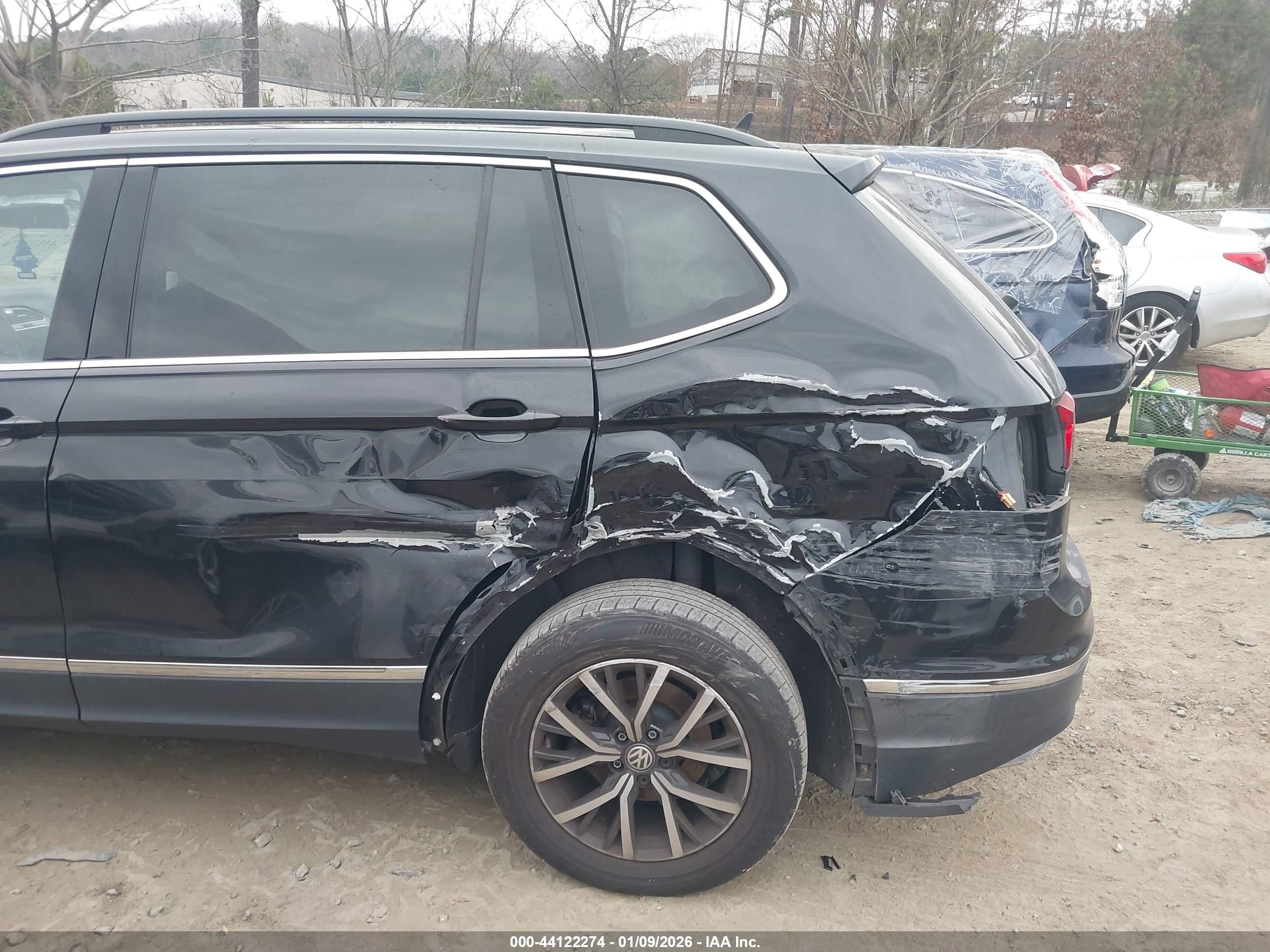 VOLKSWAGEN TIGUAN image 6