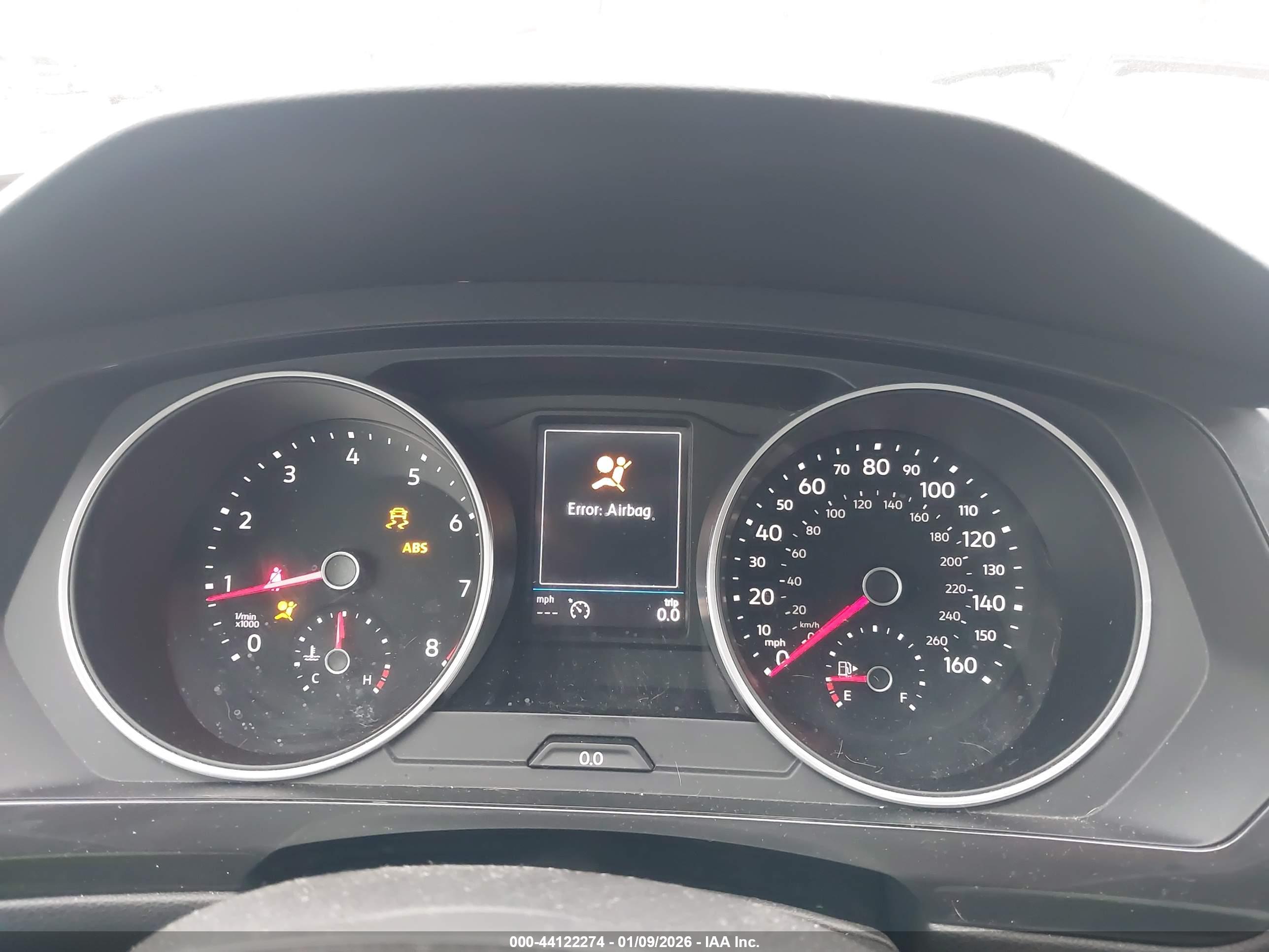 VOLKSWAGEN TIGUAN image 7