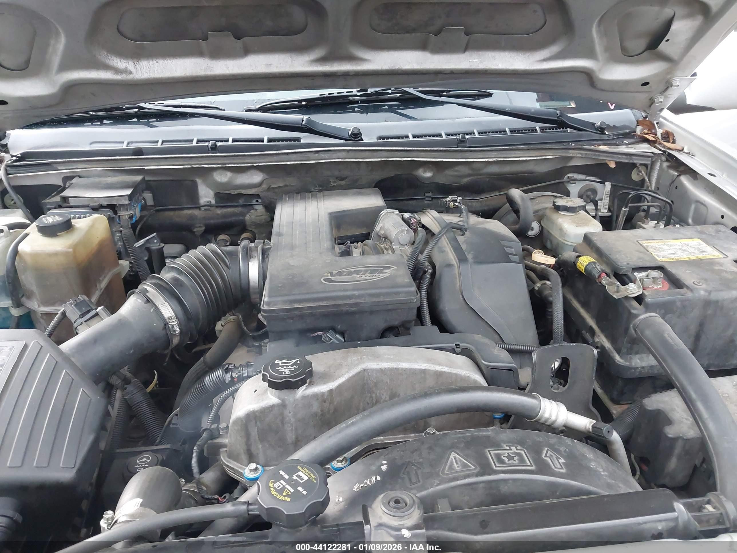 CHEVROLET COLORADO image 10