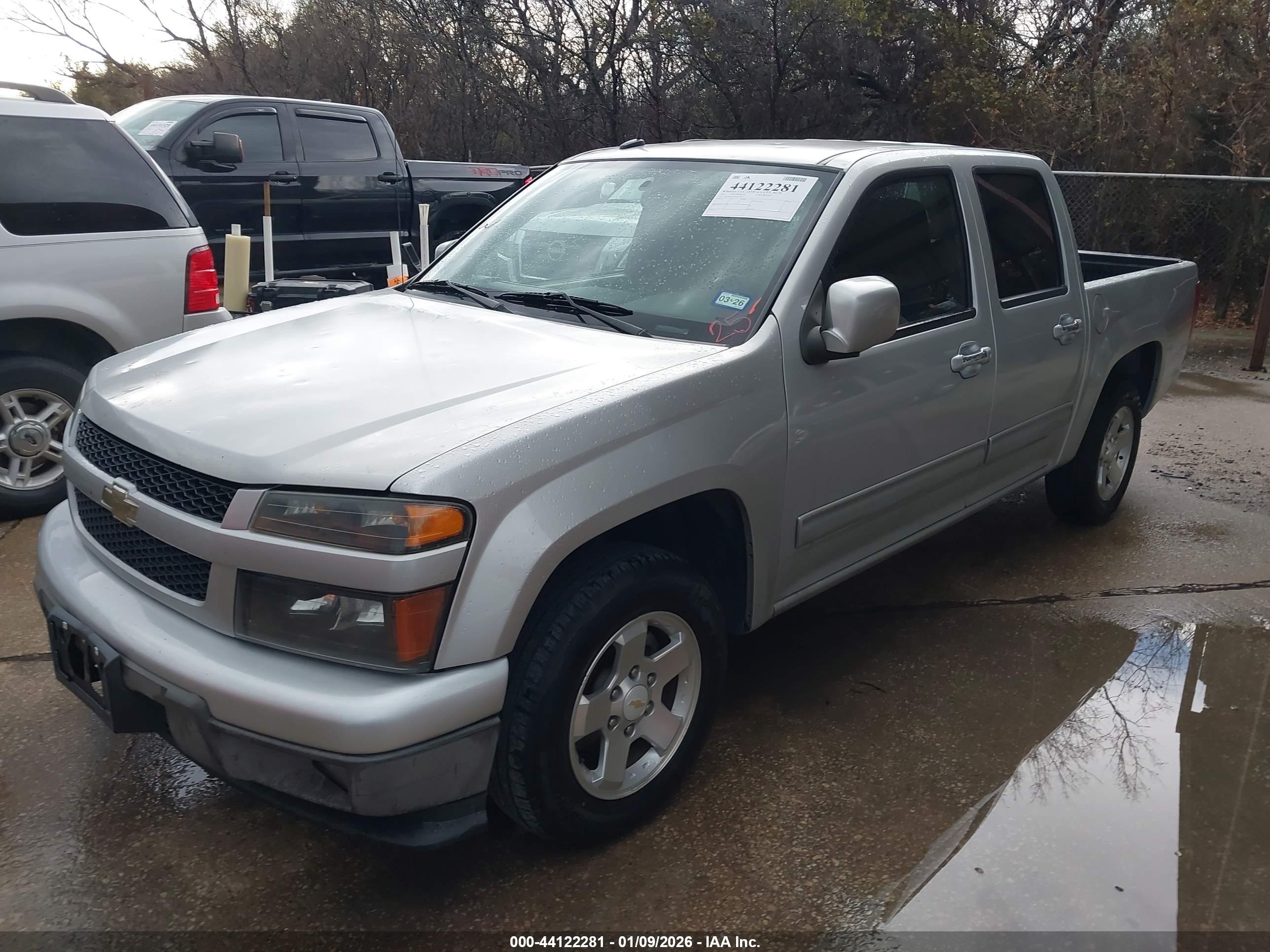 CHEVROLET COLORADO image 2