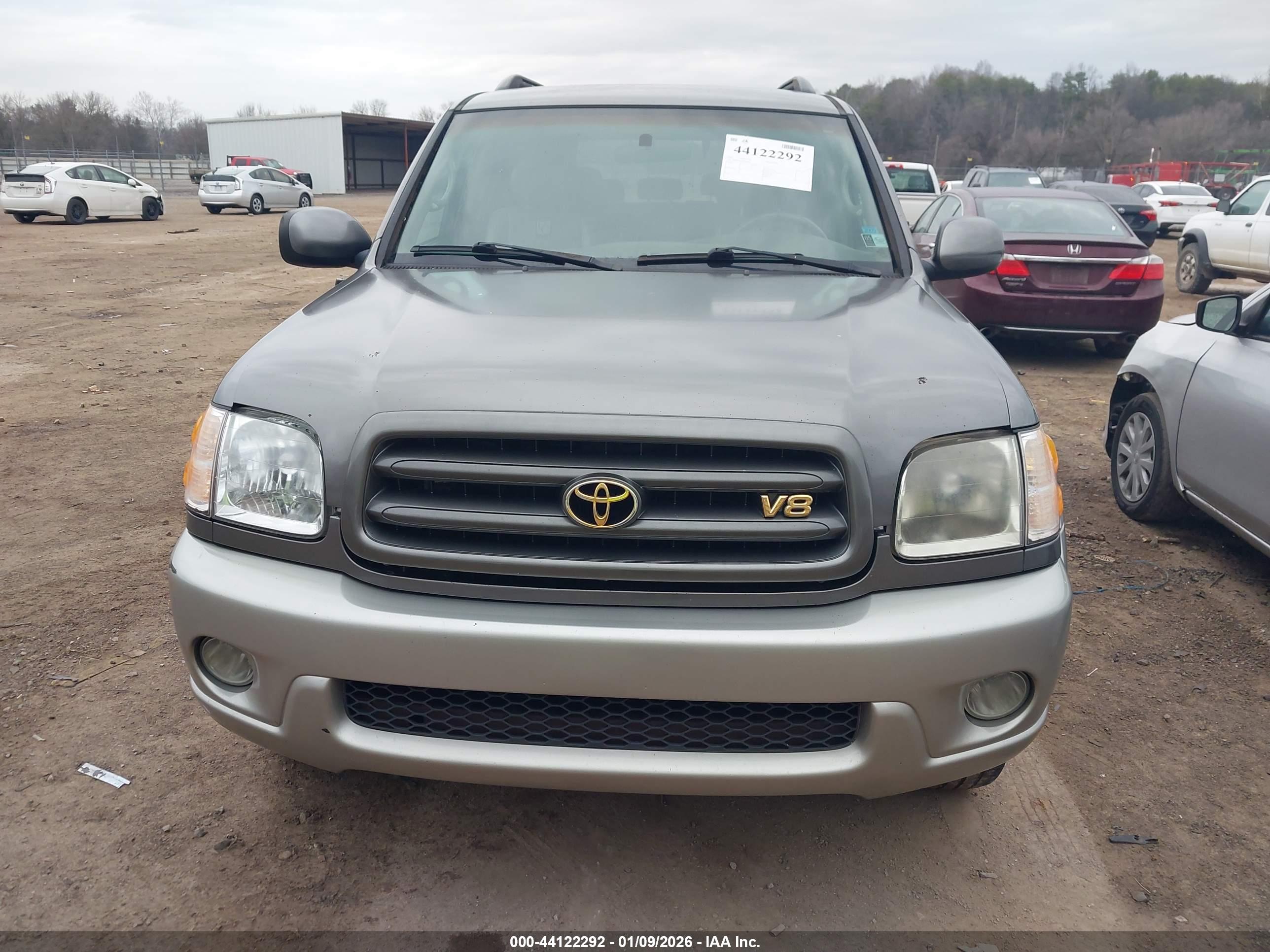 TOYOTA SEQUOIA image 6