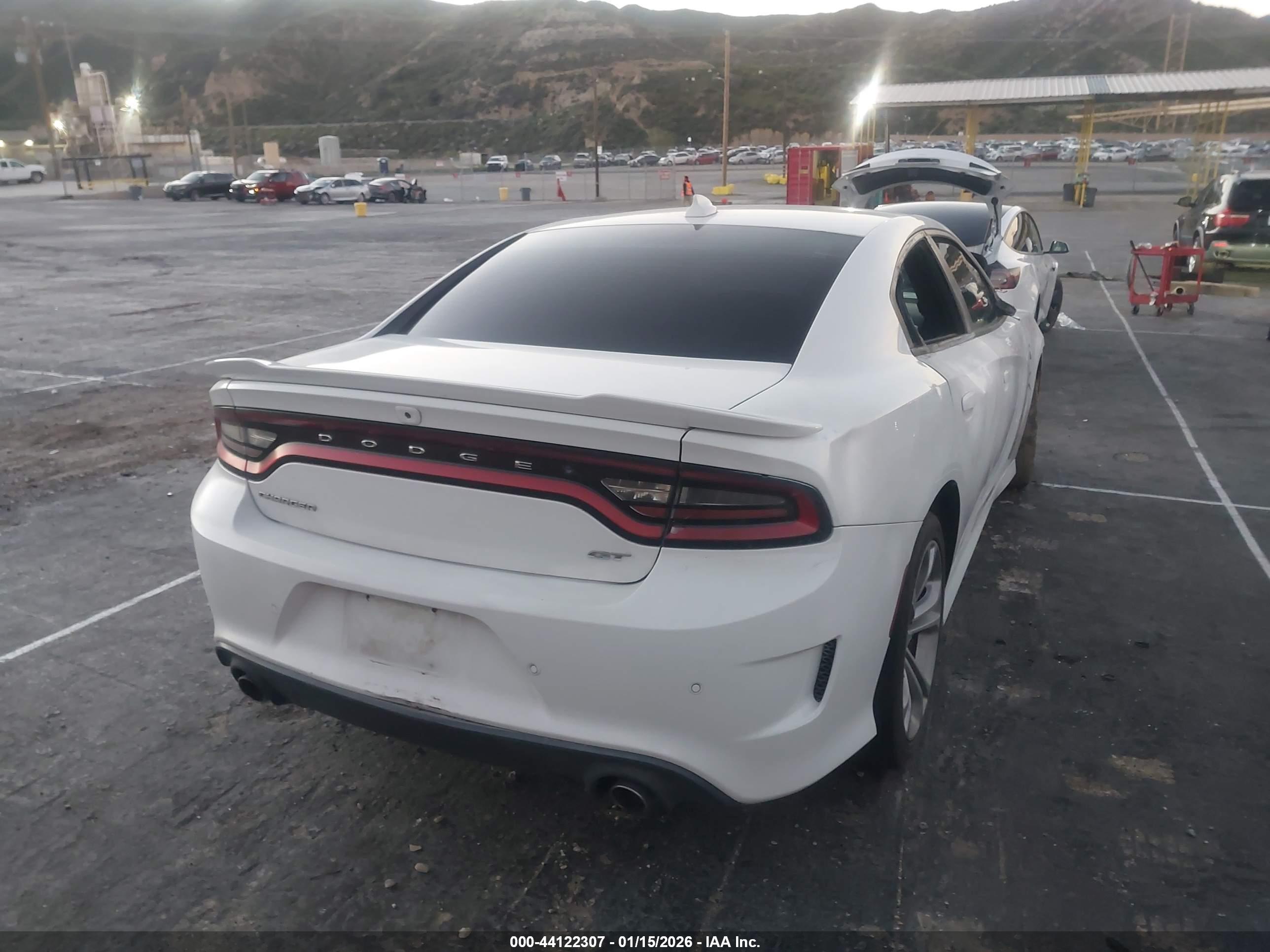 DODGE CHARGER image 4