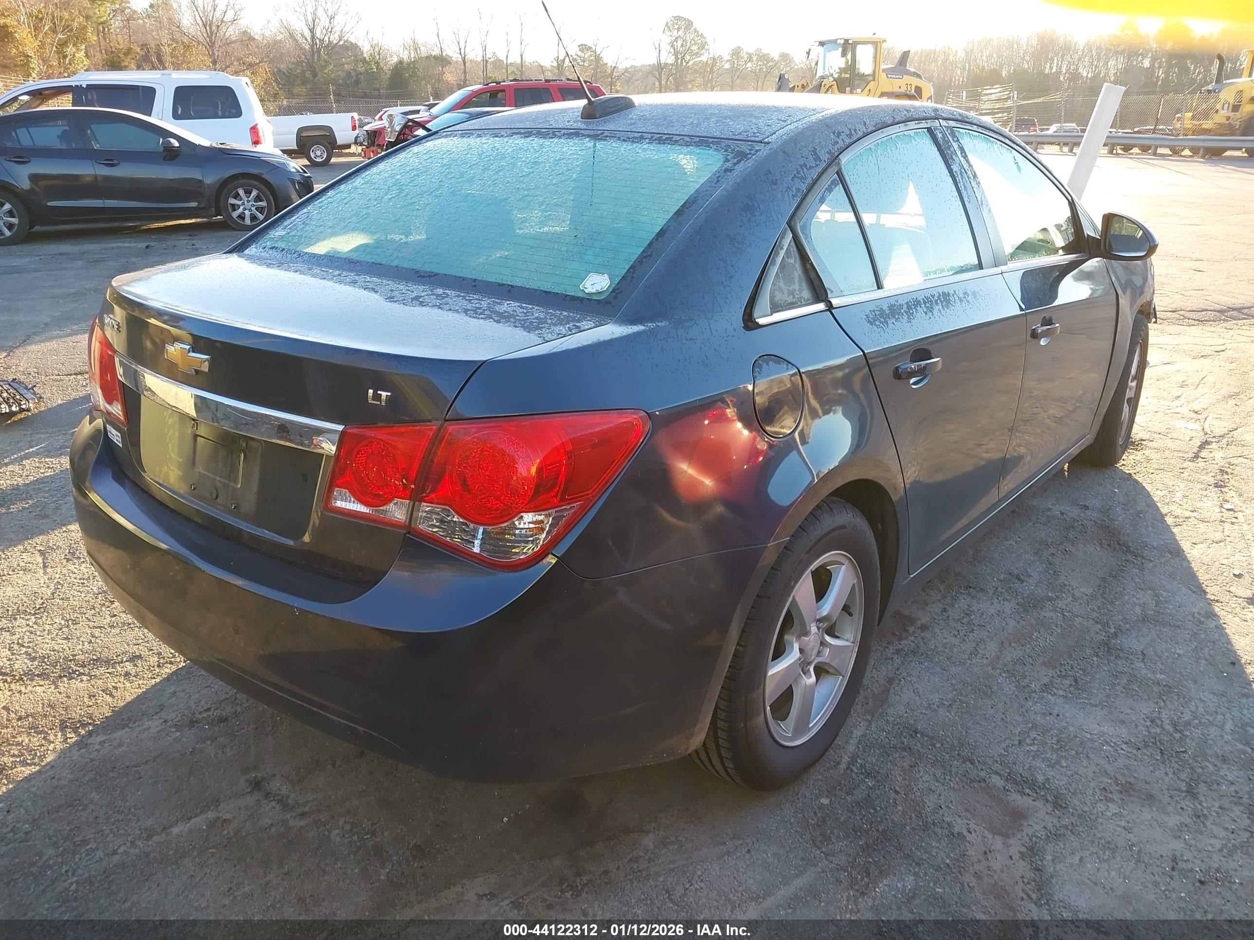 CHEVROLET CRUZE image 4