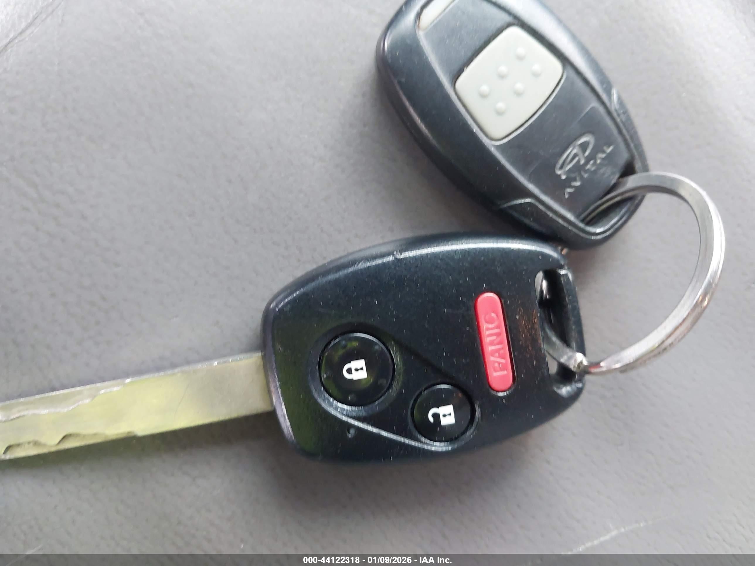 HONDA CR-V image 11